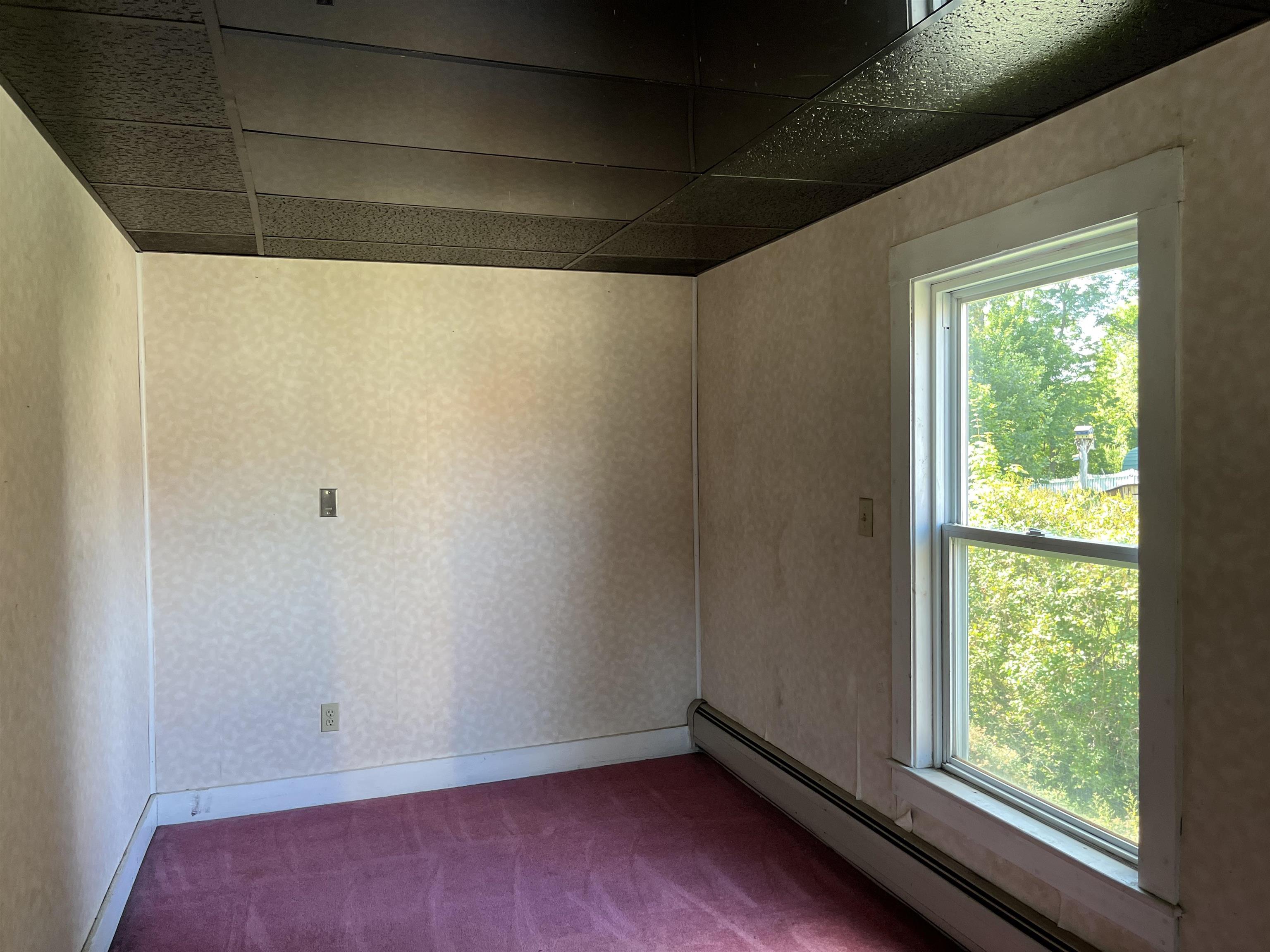 294 North Pleasant Street Property Photo 27