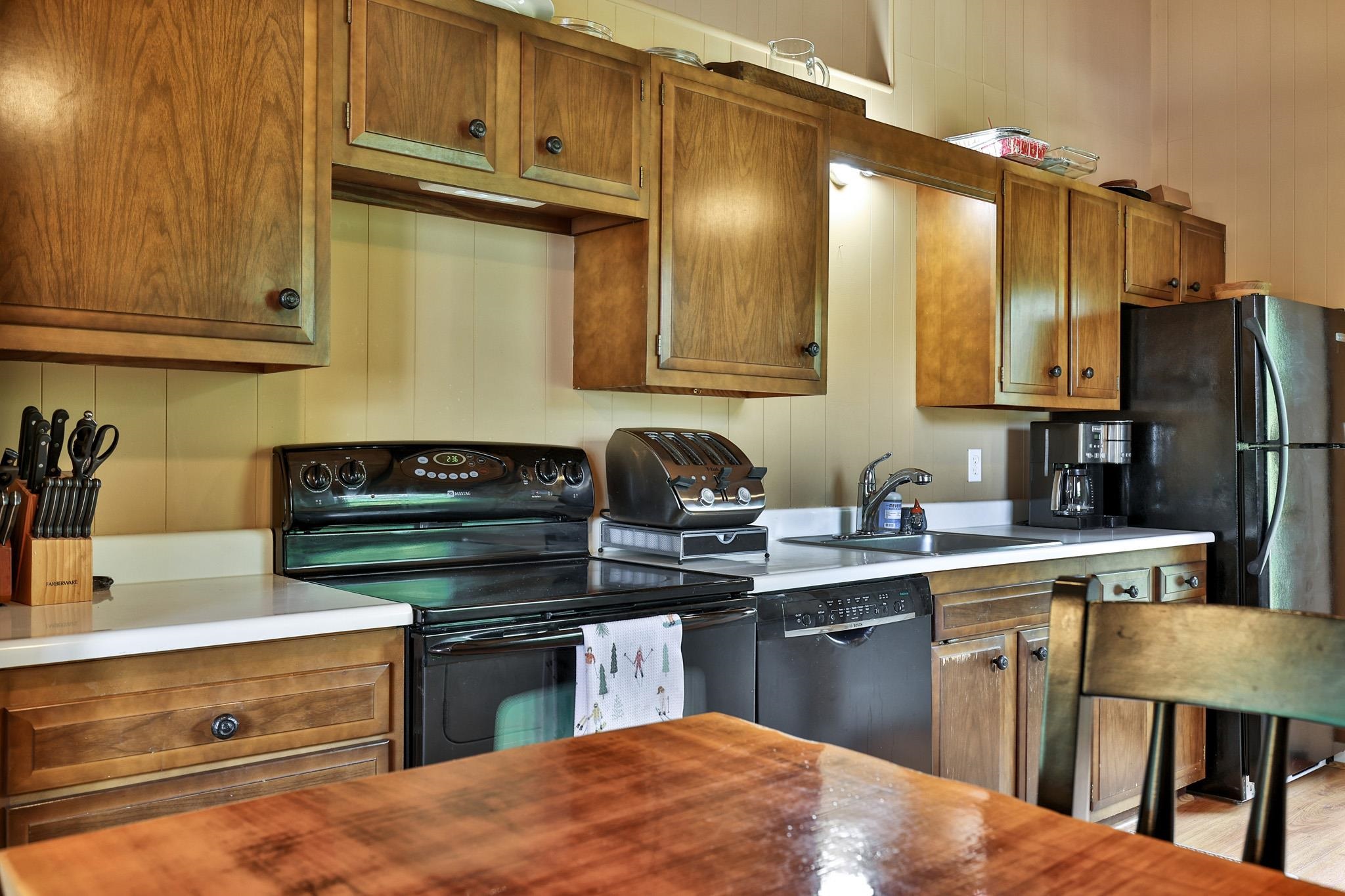 105 Upper Round Top Extension Property Photo 16