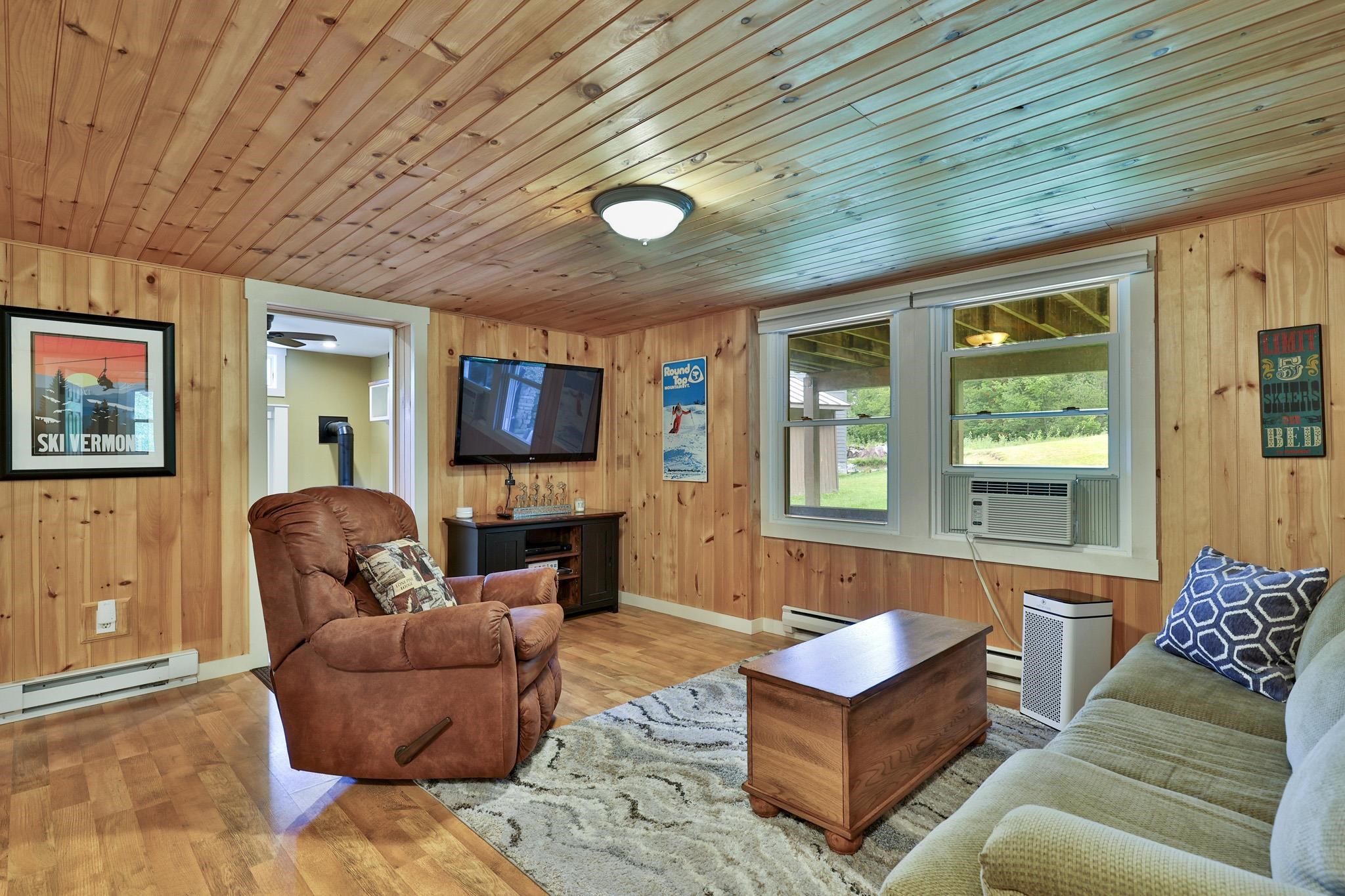 105 Upper Round Top Extension Property Photo 24