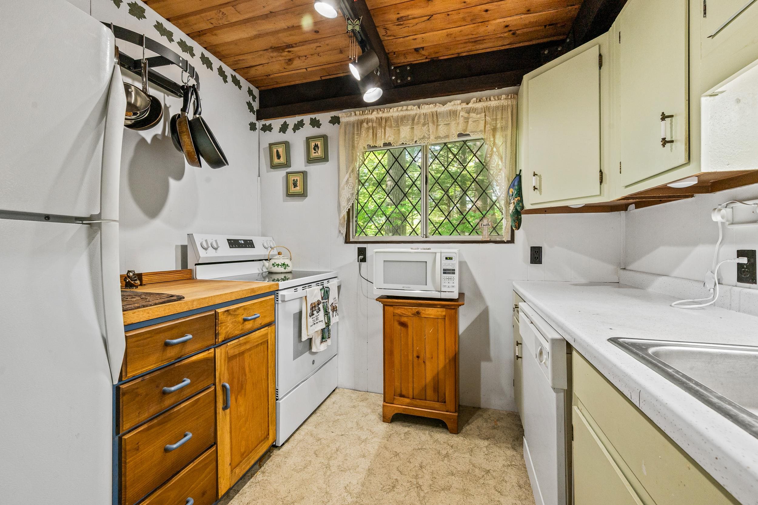 18 Jungfrau Road Property Photo 14