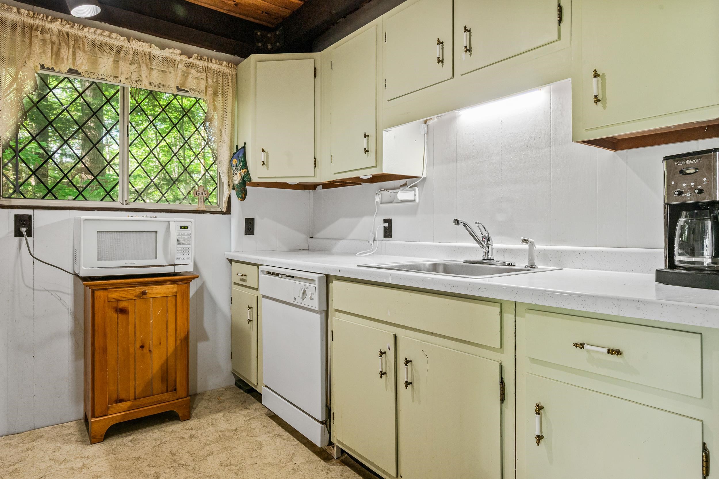 18 Jungfrau Road Property Photo 17