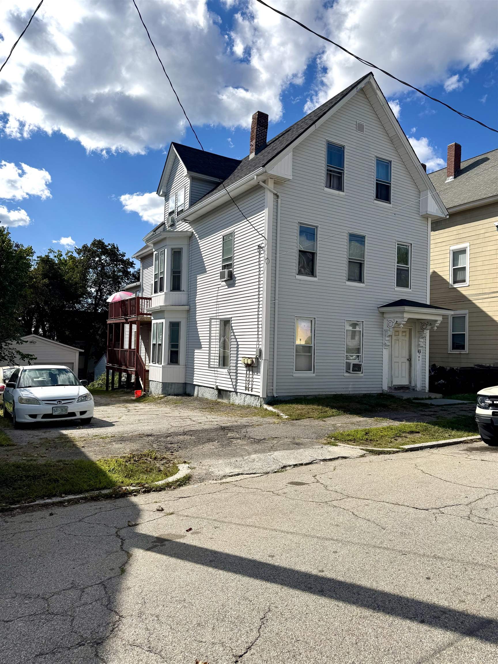 82 Ashland Street Property Photo 2