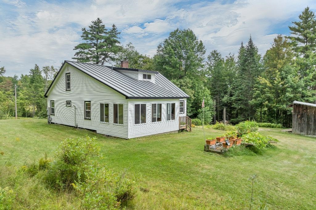 533 Ellsworth Hill Road Property Photo 3