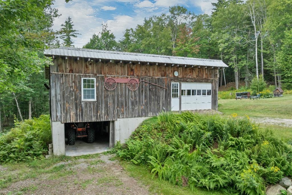 533 Ellsworth Hill Road Property Photo 8