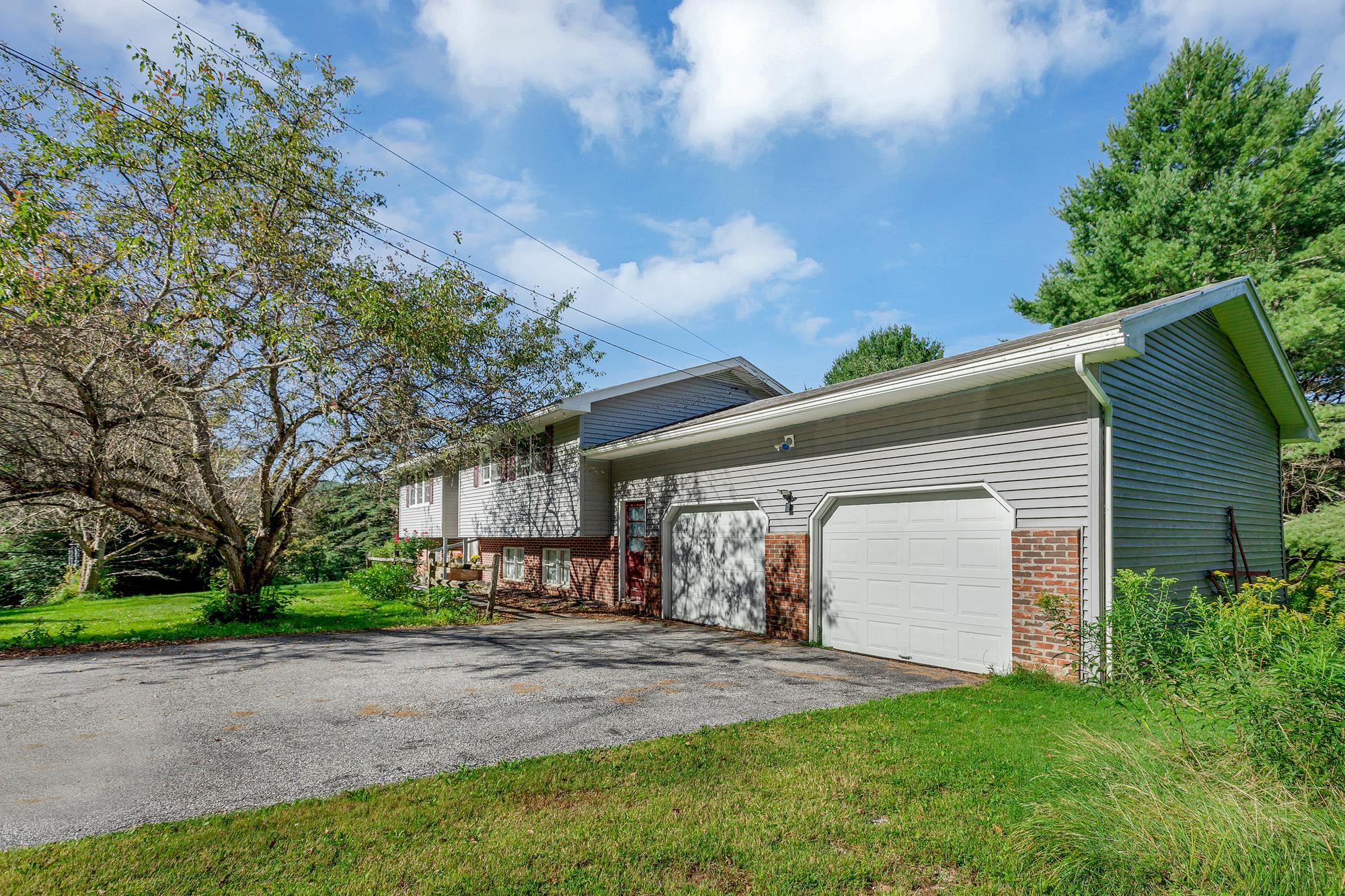 387 Wilmouth Hill Road Property Photo 2