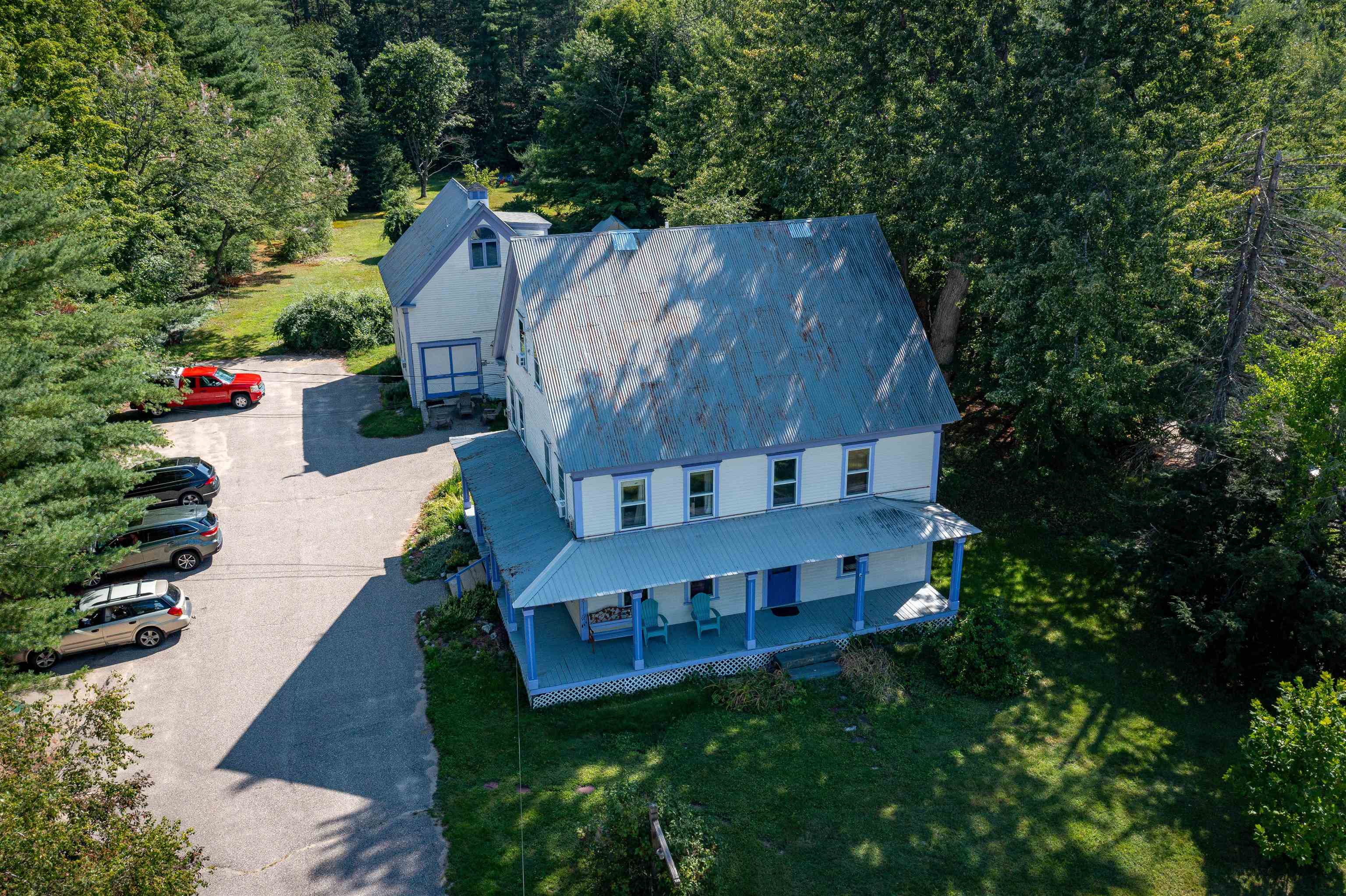 1657 East Main Street Property Photo 2