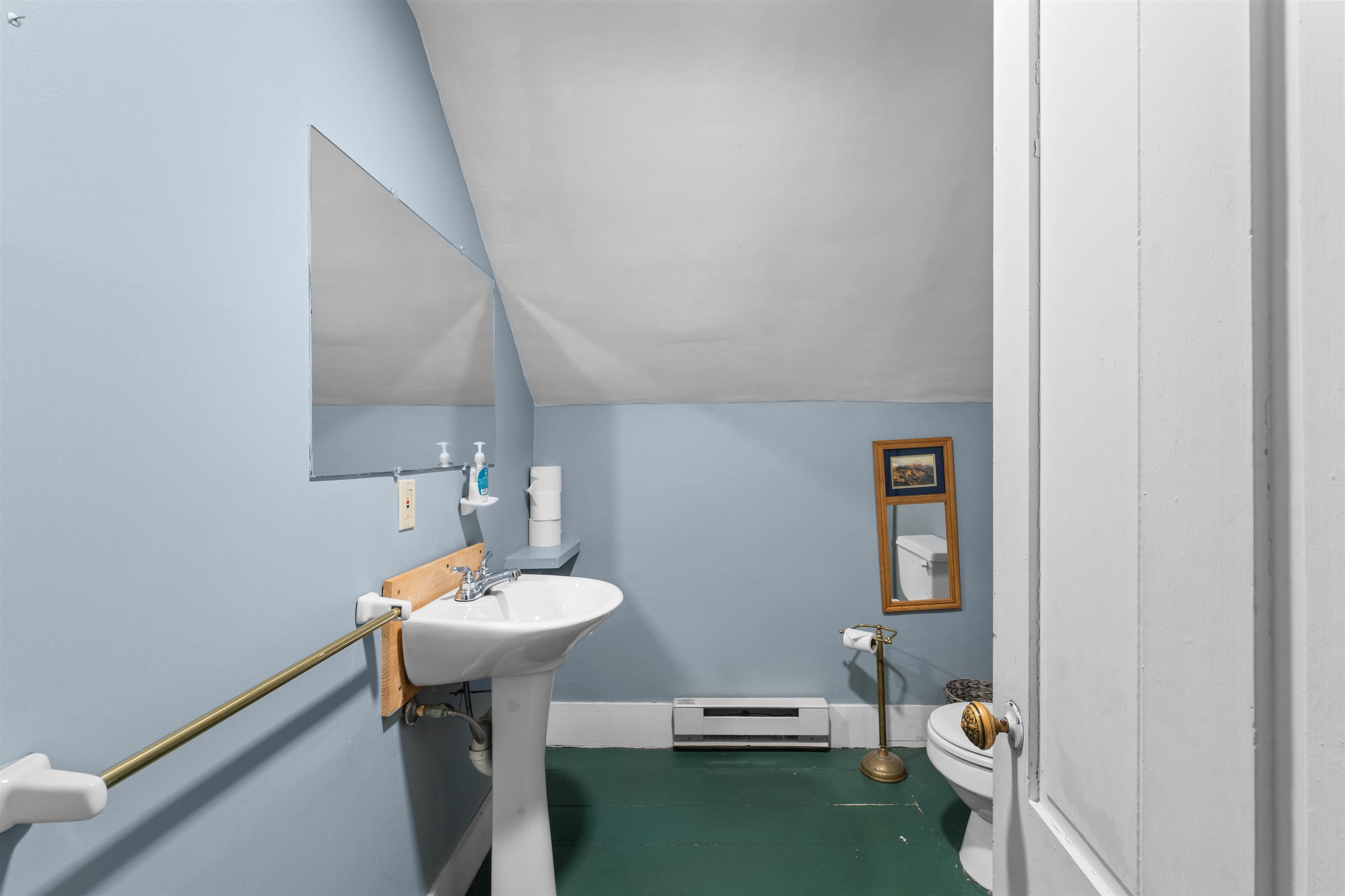 1657 East Main Street Property Photo 28