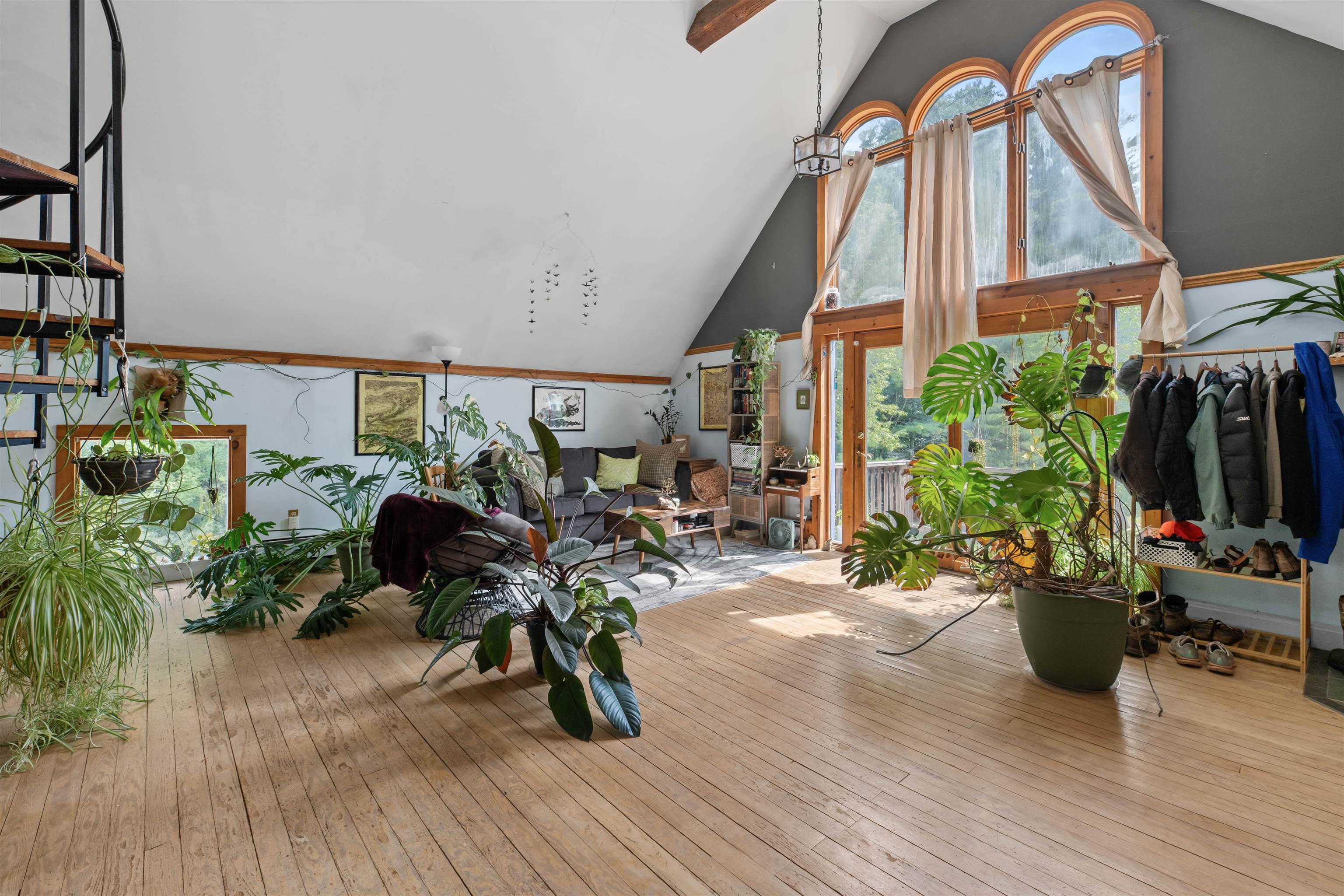 1657 East Main Street Property Photo 30