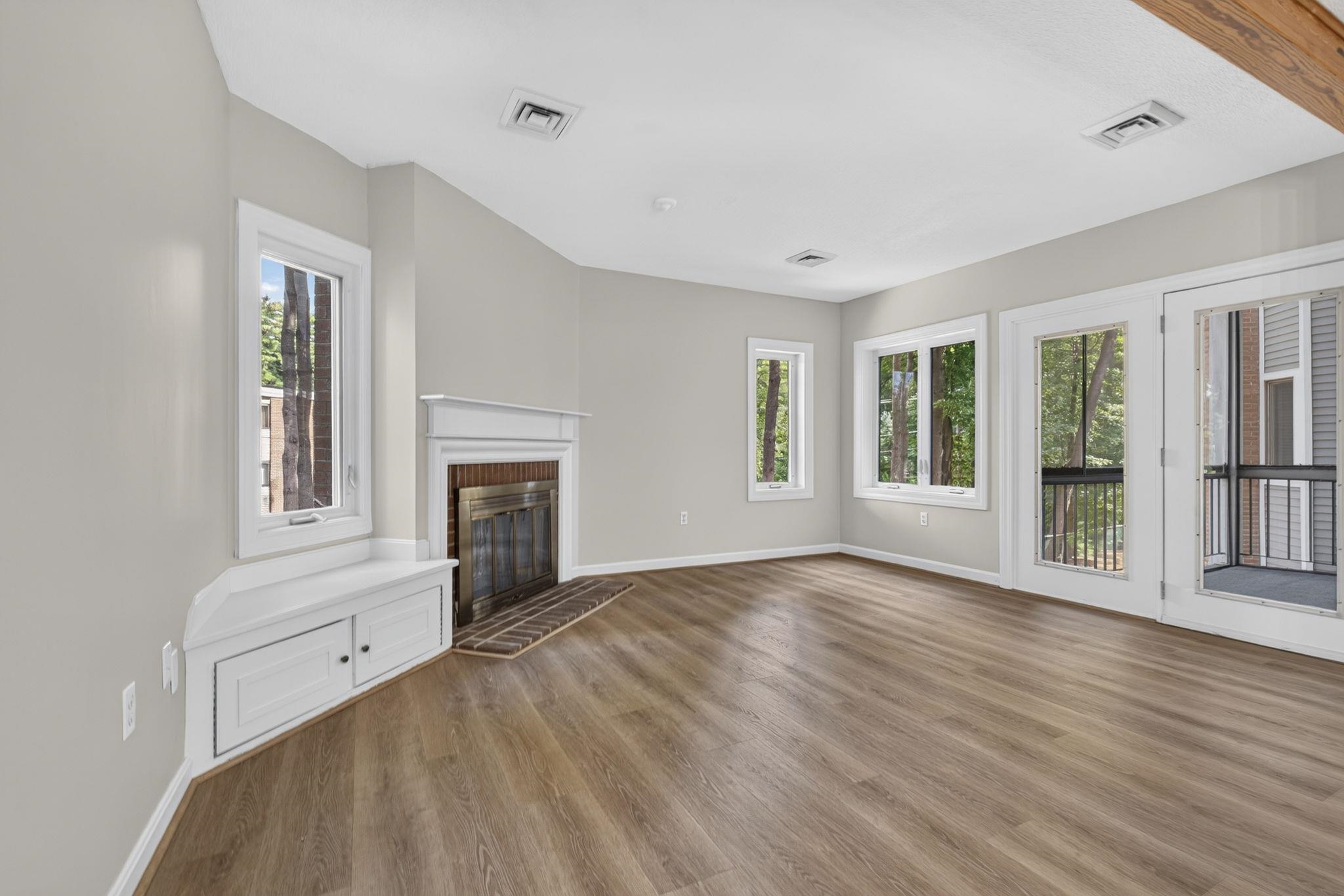 110 Coliseum Avenue Property Photo 8