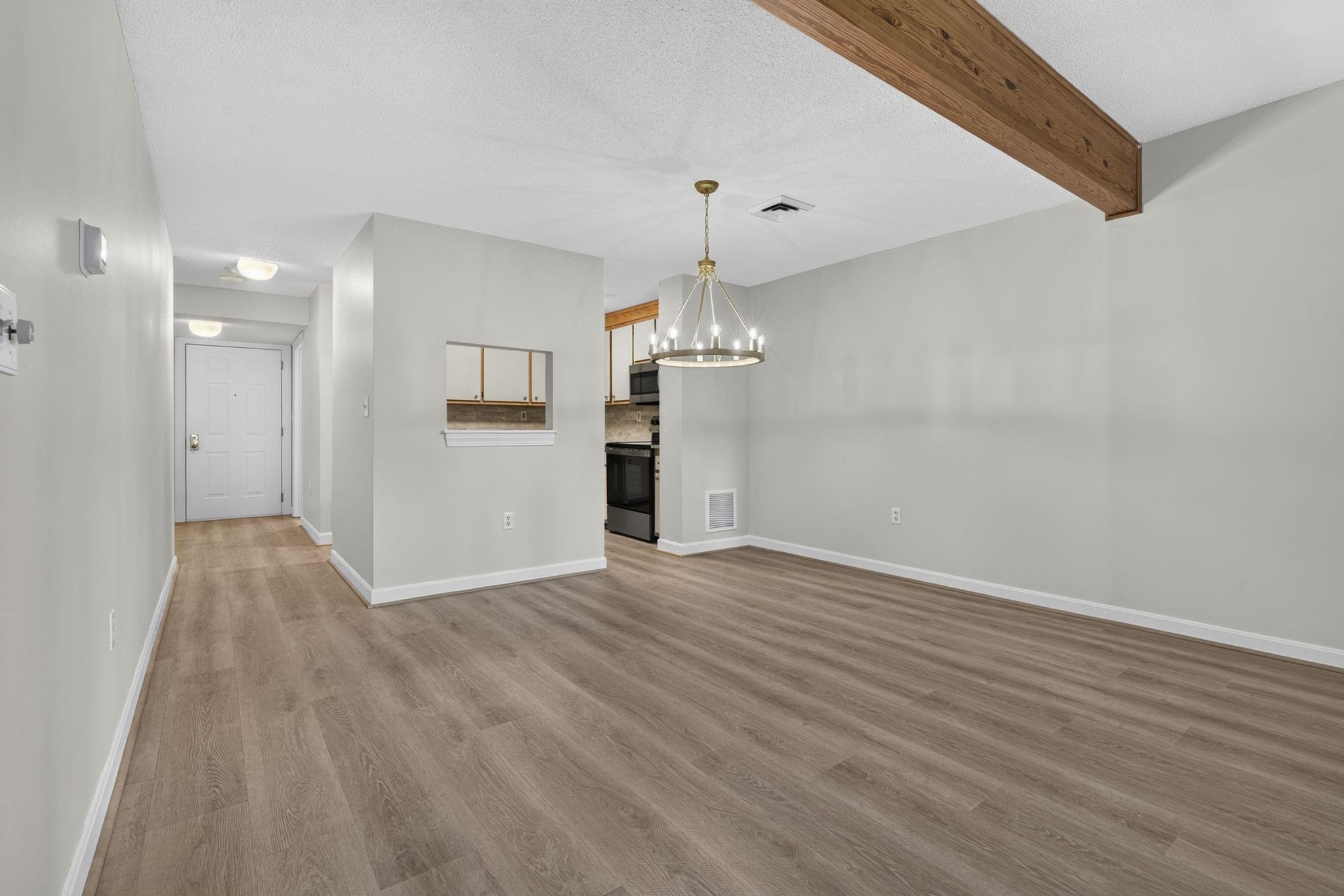 110 Coliseum Avenue Property Photo 11