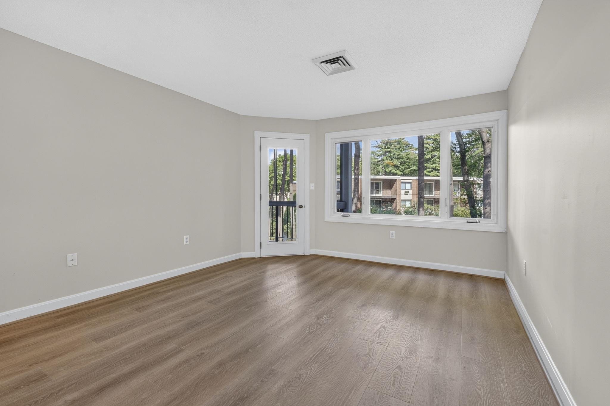 110 Coliseum Avenue Property Photo 20