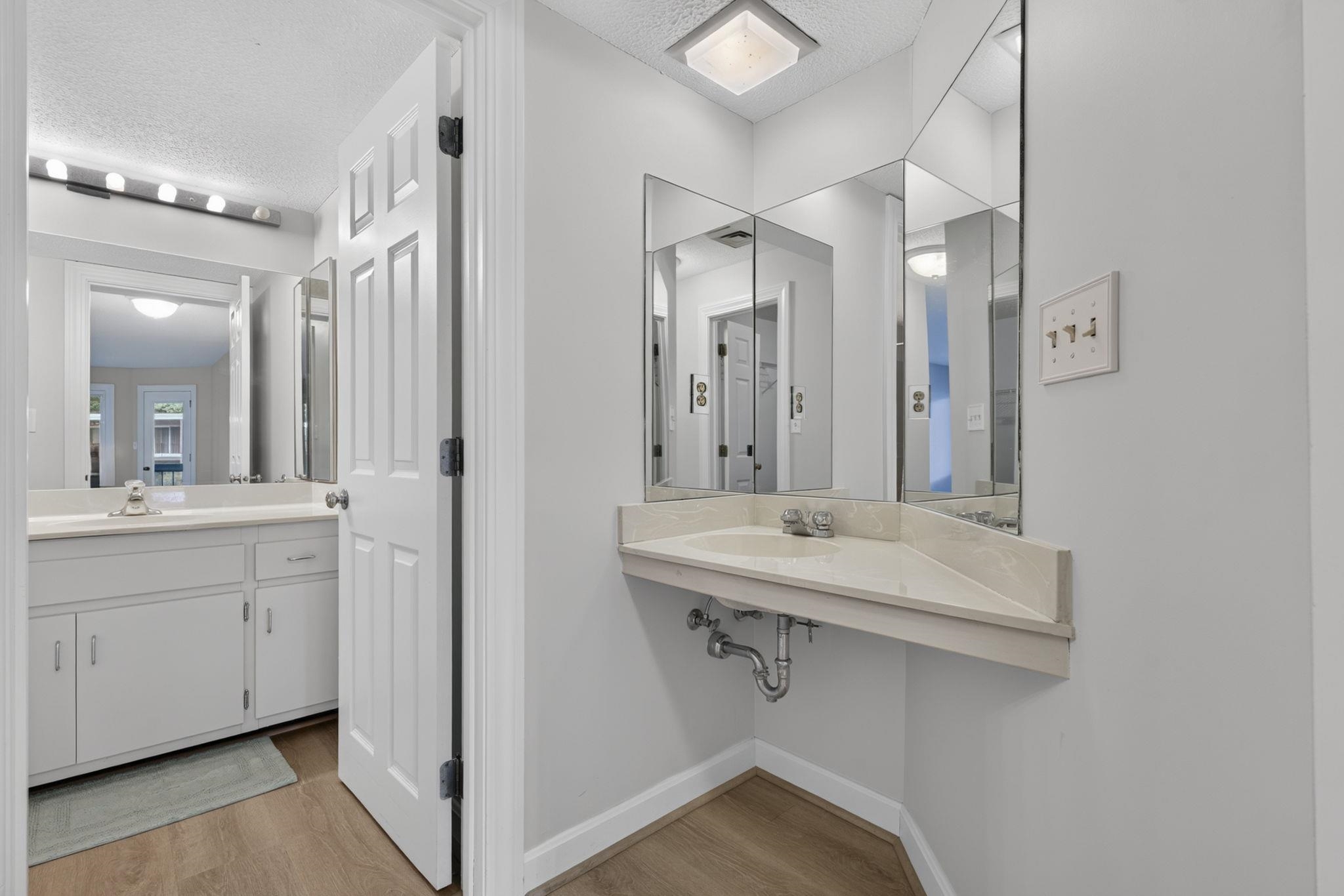 110 Coliseum Avenue Property Photo 24