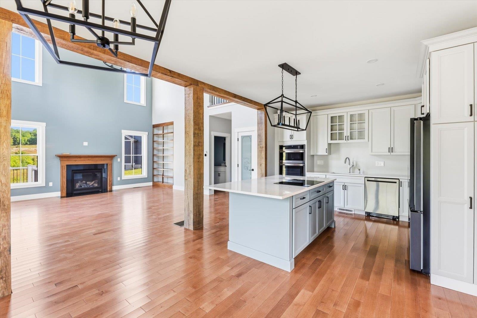 45 Roberts Drive Property Photo 3