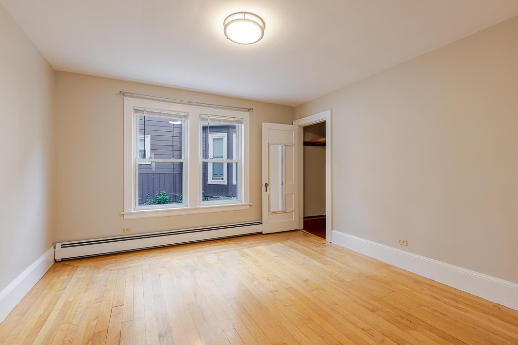 324 Laurel Street Property Photo 13