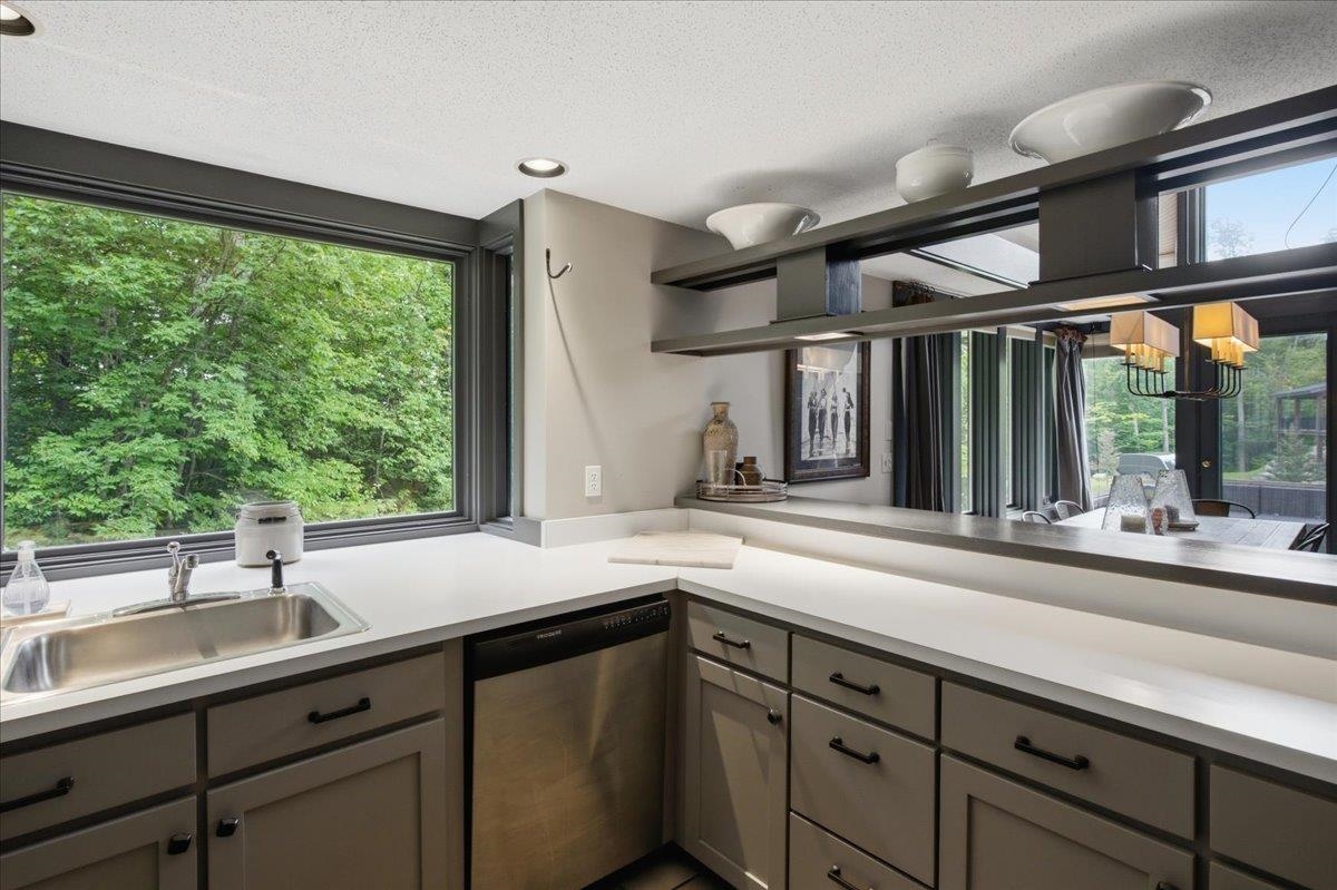 20 West Branch Road Property Photo 6