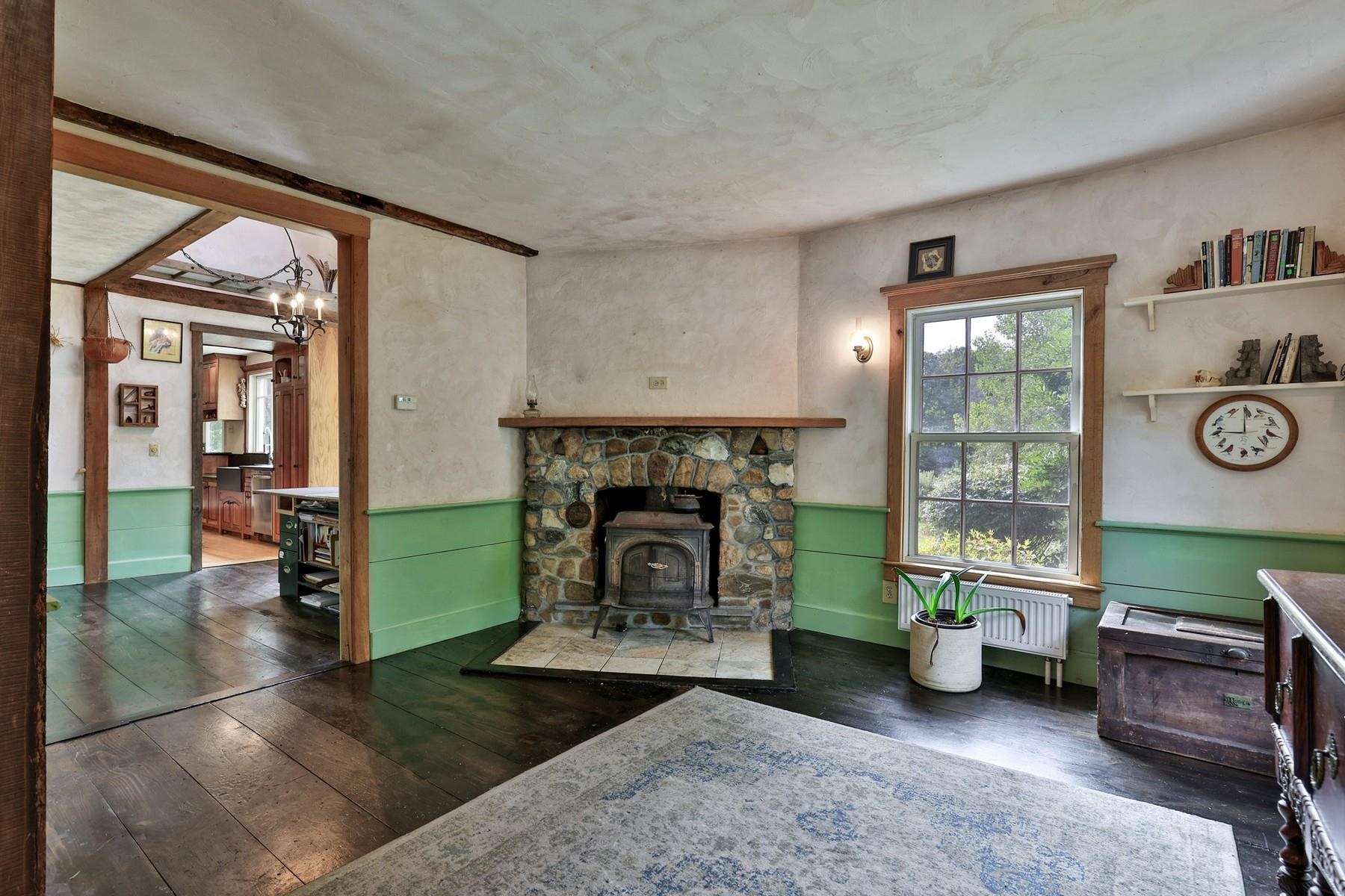 11 Maple Street Property Photo 13