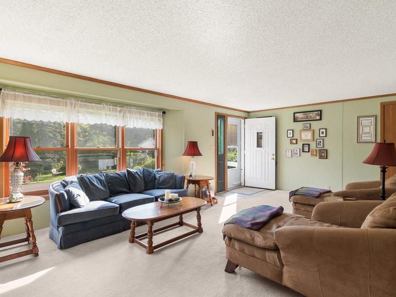 157 Williston Woods Road Property Photo 3