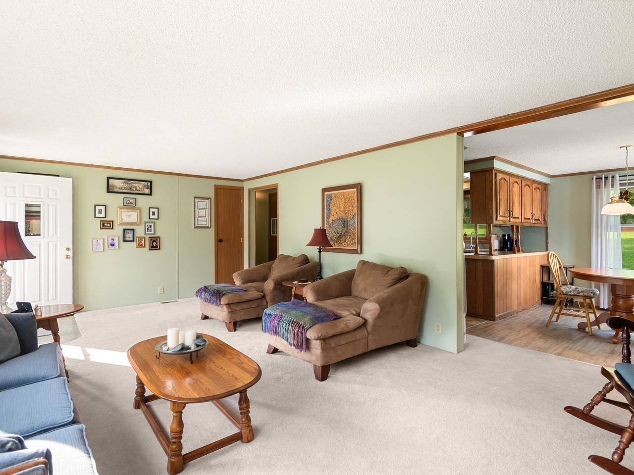 157 Williston Woods Road Property Photo 4