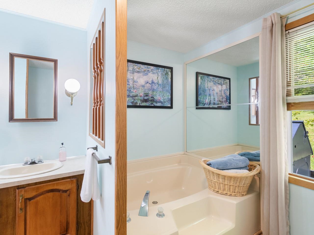 157 Williston Woods Road Property Photo 14