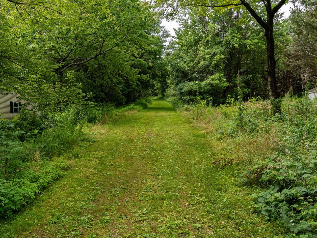 157 Williston Woods Road Property Photo 24