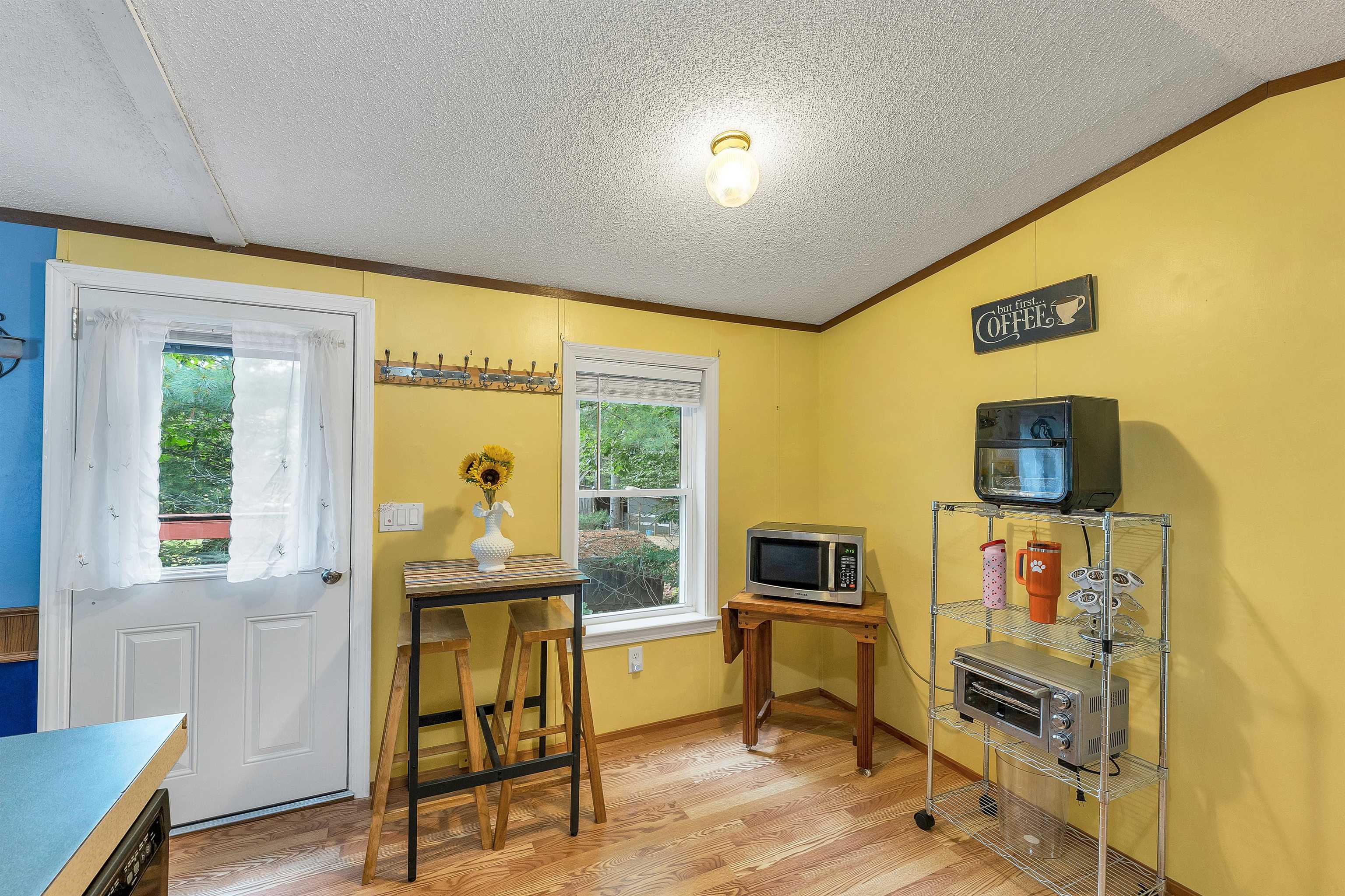 5 Walnut Drive Property Photo 4
