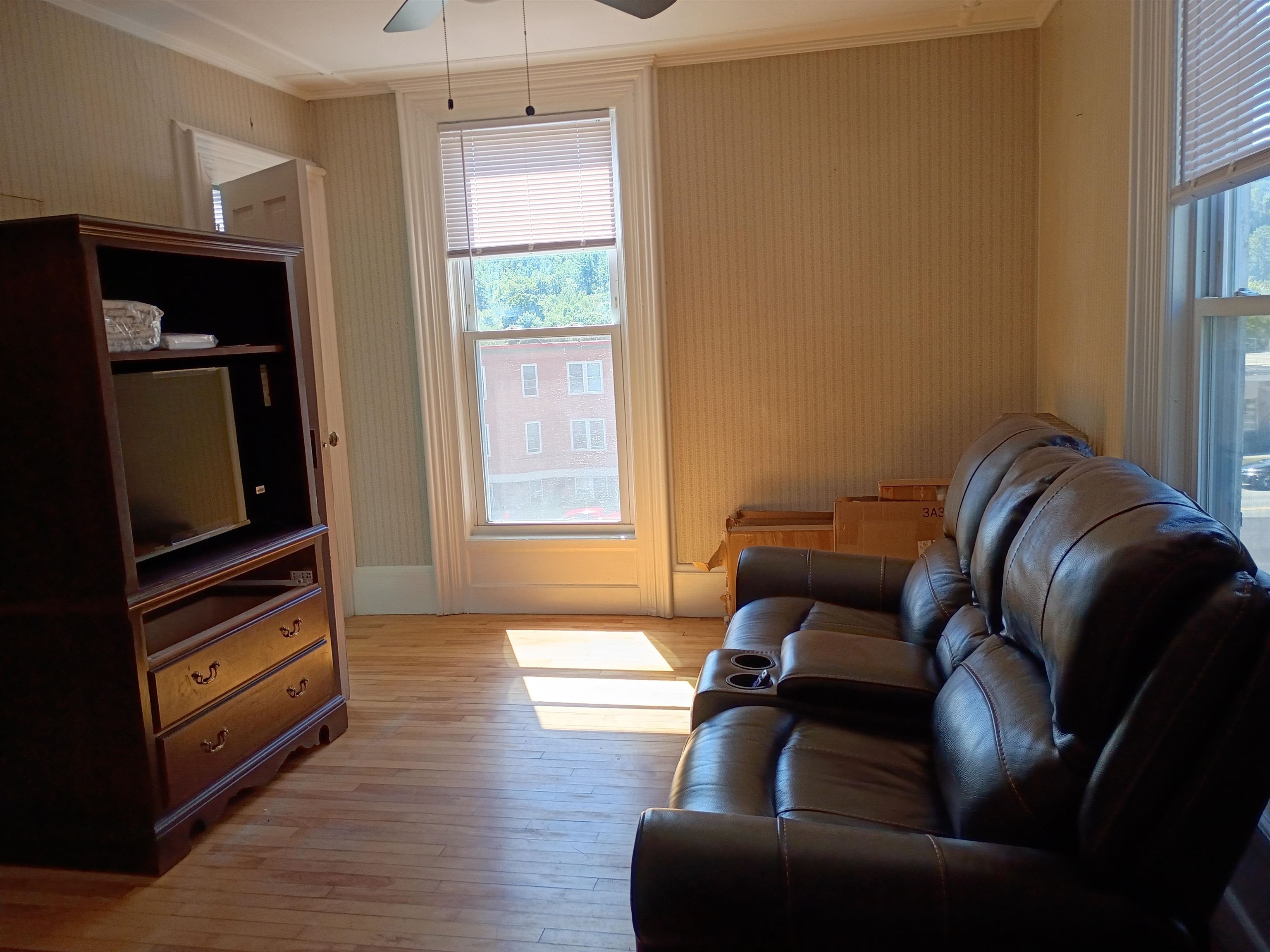 166 Main Street Property Photo 1