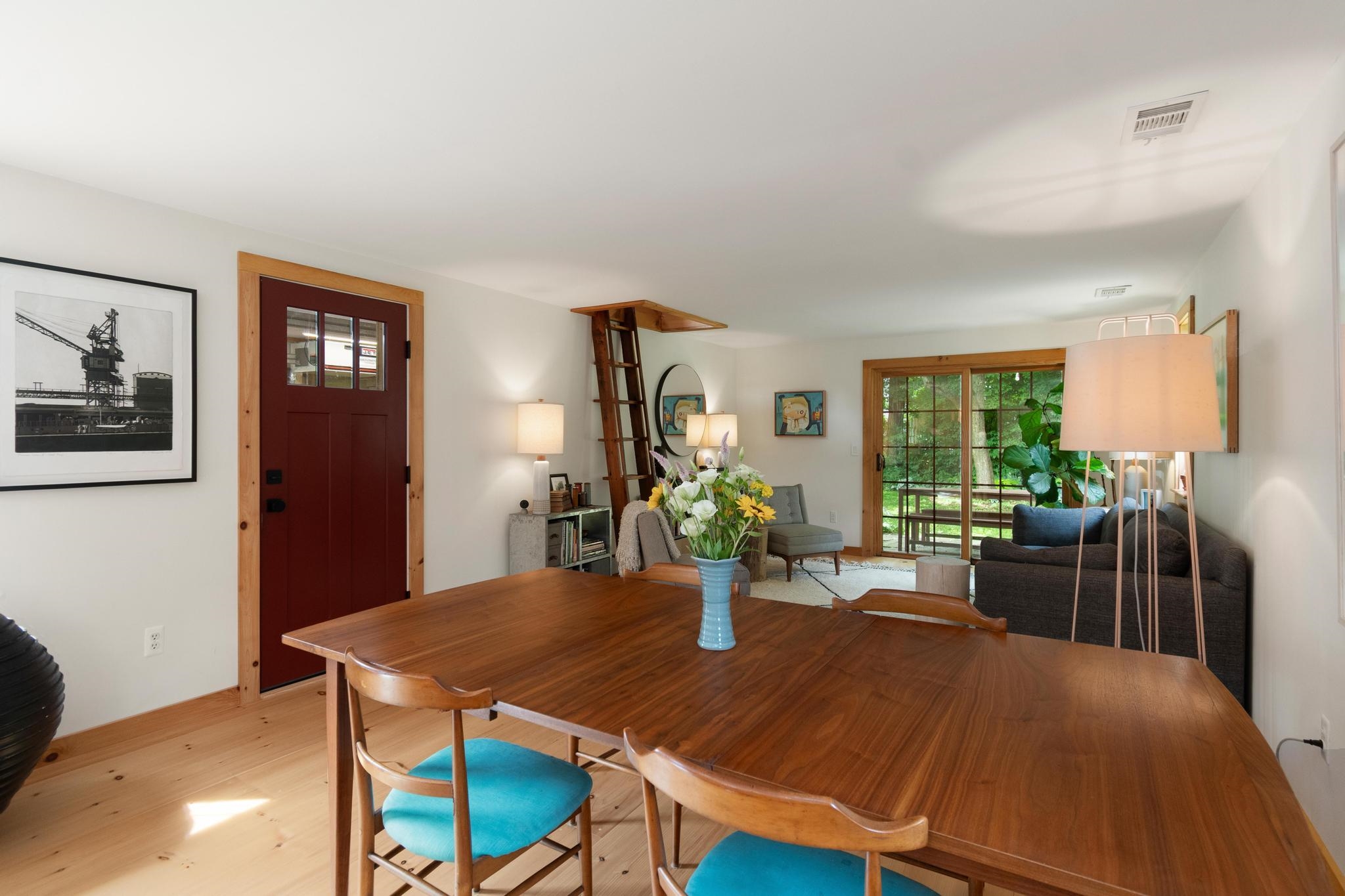 49 Hayden Parkway Property Photo 12