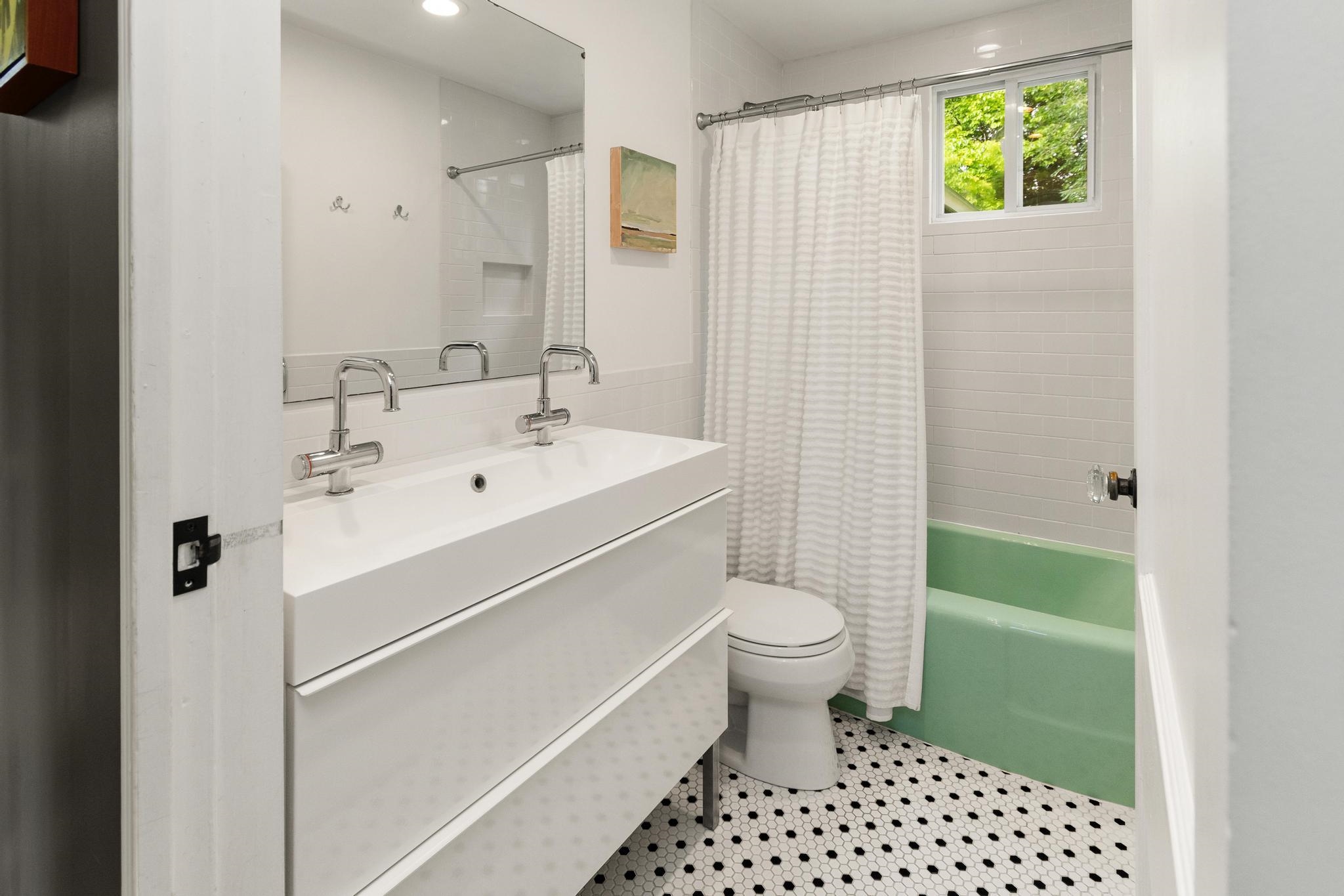 49 Hayden Parkway Property Photo 29