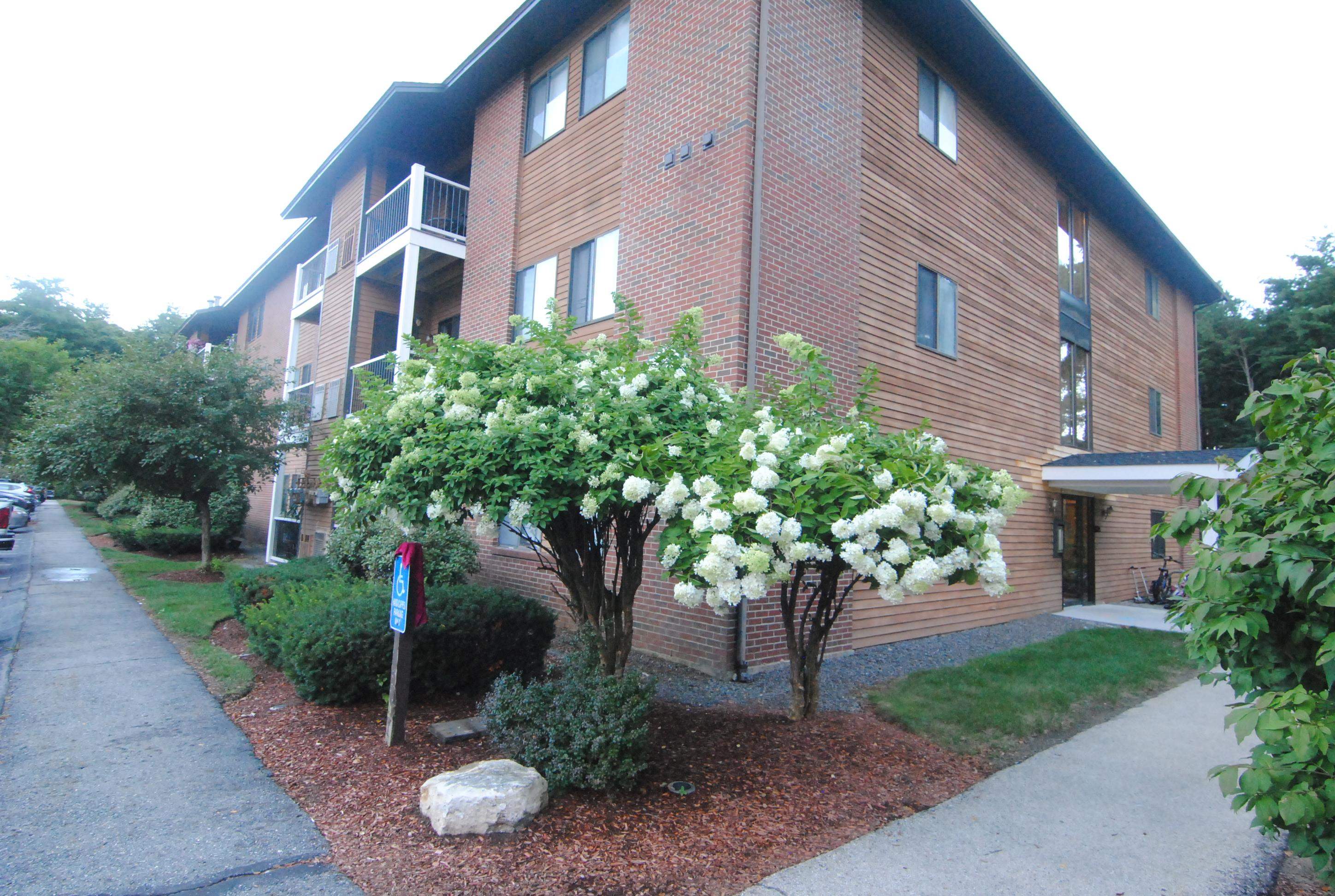 15 Blackstone Drive Property Photo 1