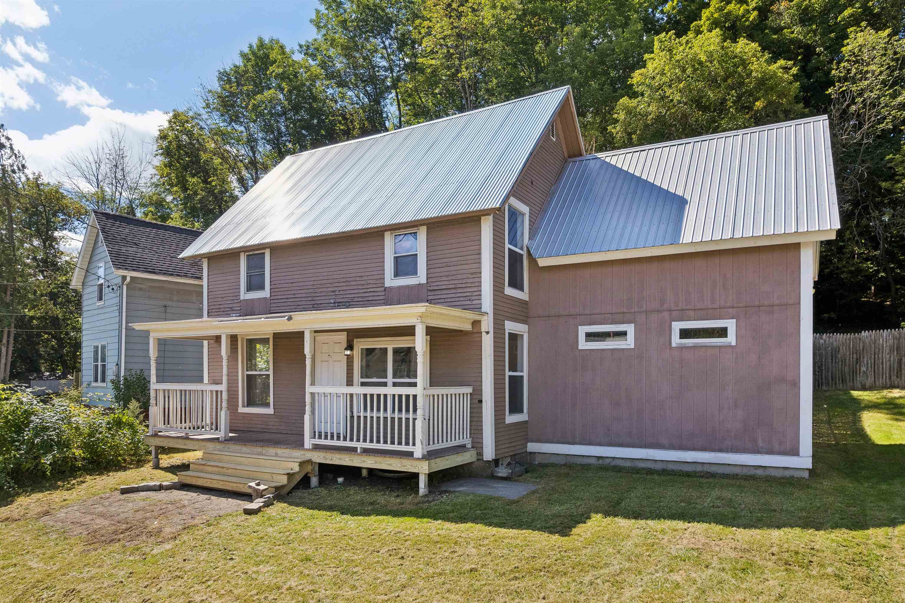 2 Farwell Street Property Photo 2