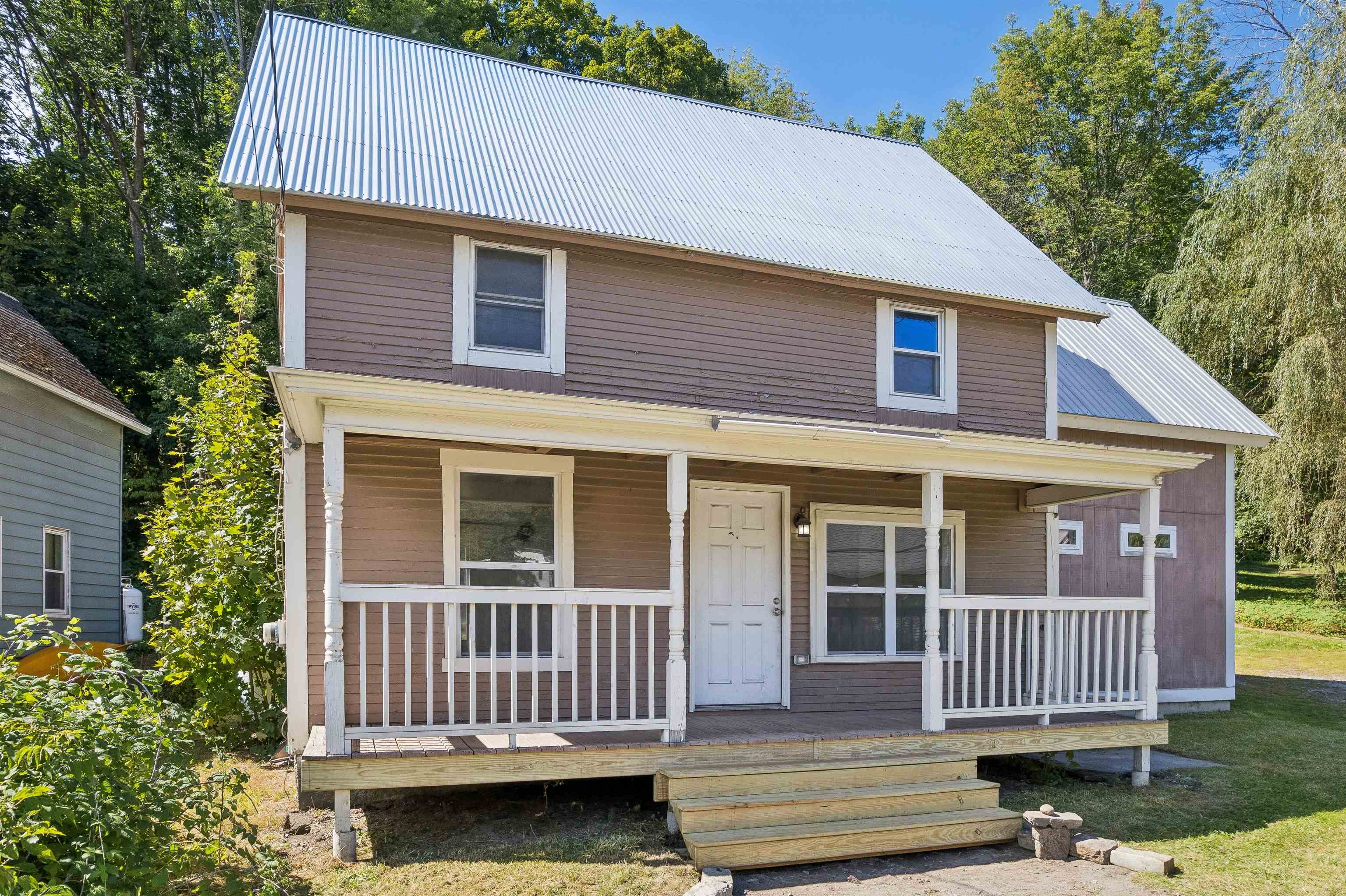 2 Farwell Street Property Photo 5