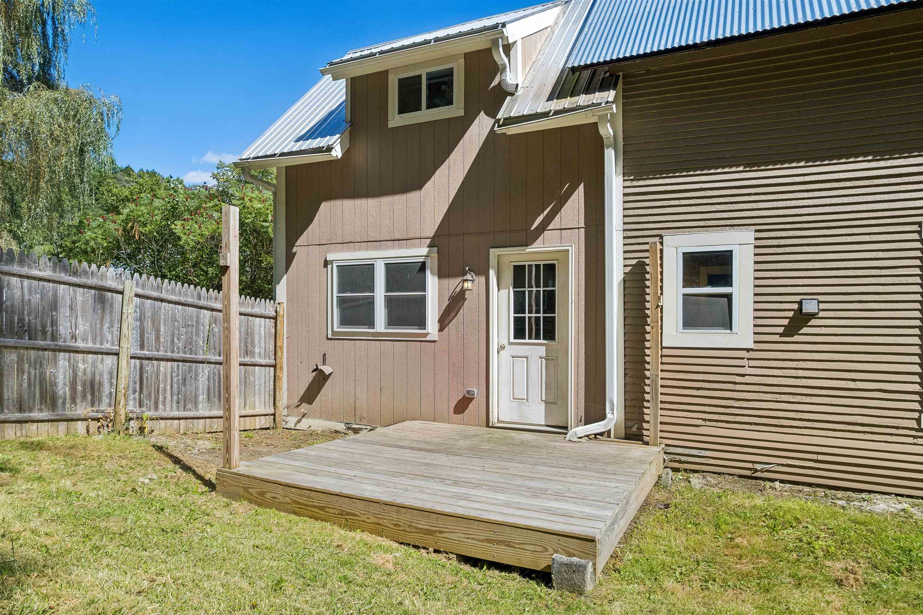 2 Farwell Street Property Photo 10