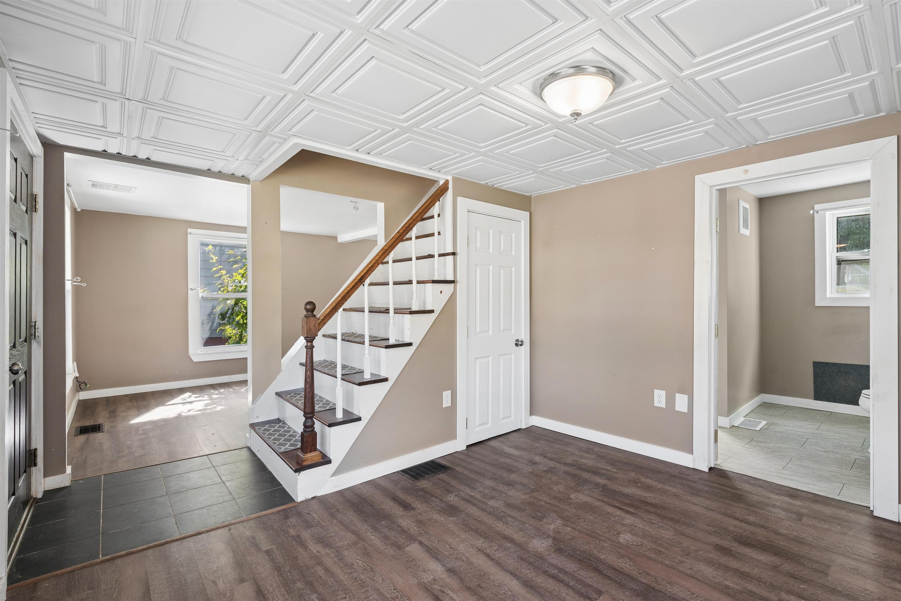 2 Farwell Street Property Photo 18