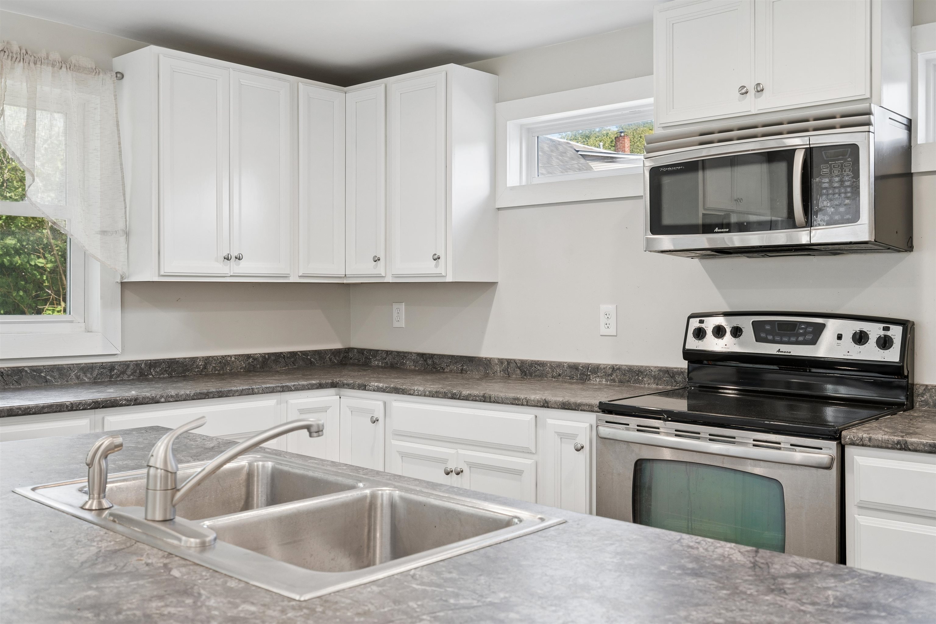 2 Farwell Street Property Photo 26