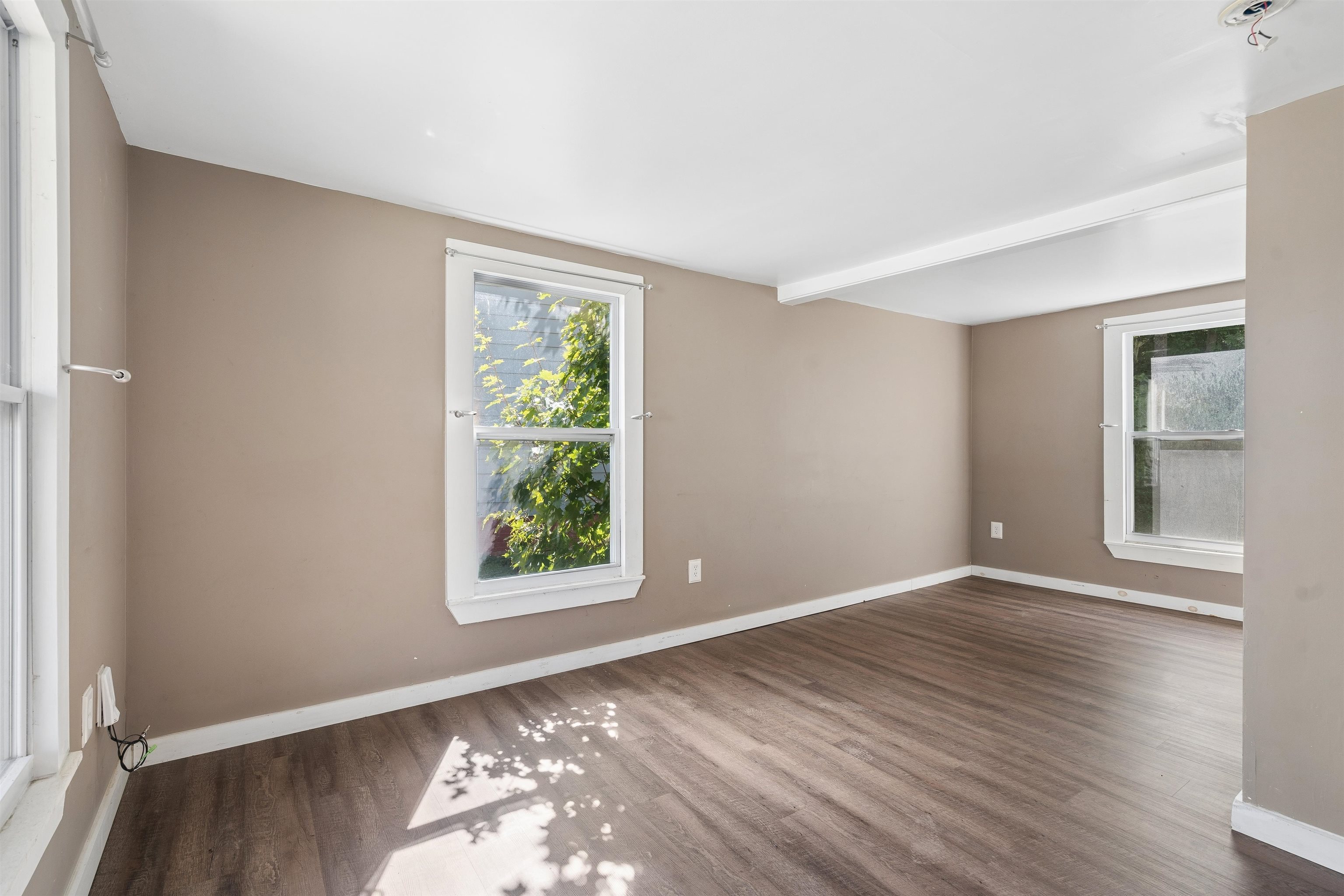 2 Farwell Street Property Photo 28