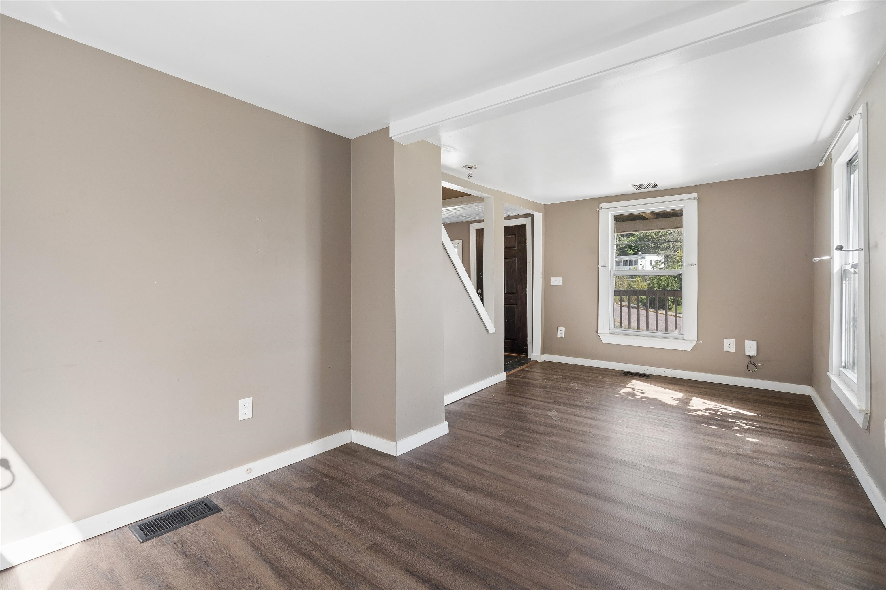 2 Farwell Street Property Photo 32