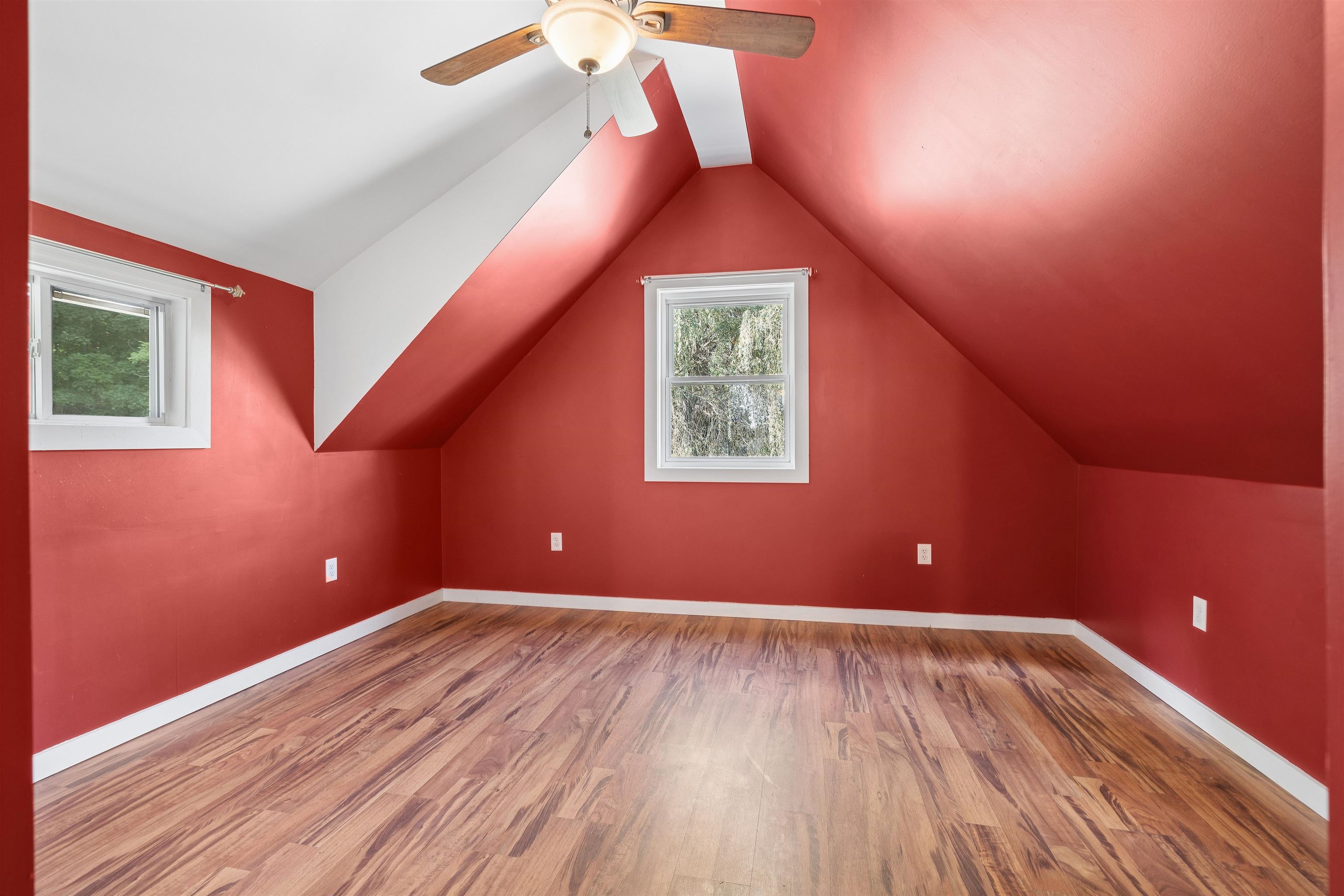 2 Farwell Street Property Photo 41