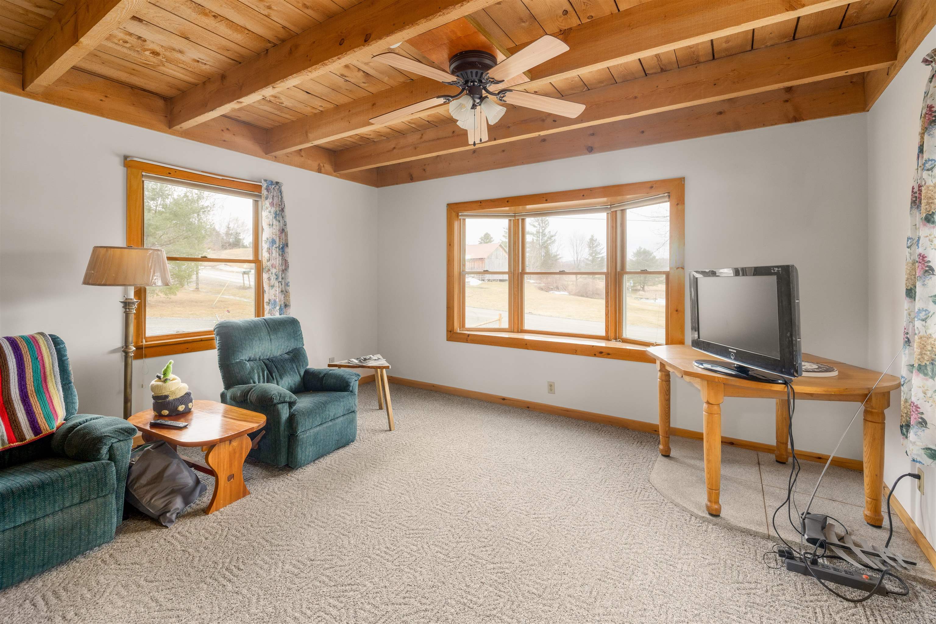 195 Beacon Hill Road Property Photo 9