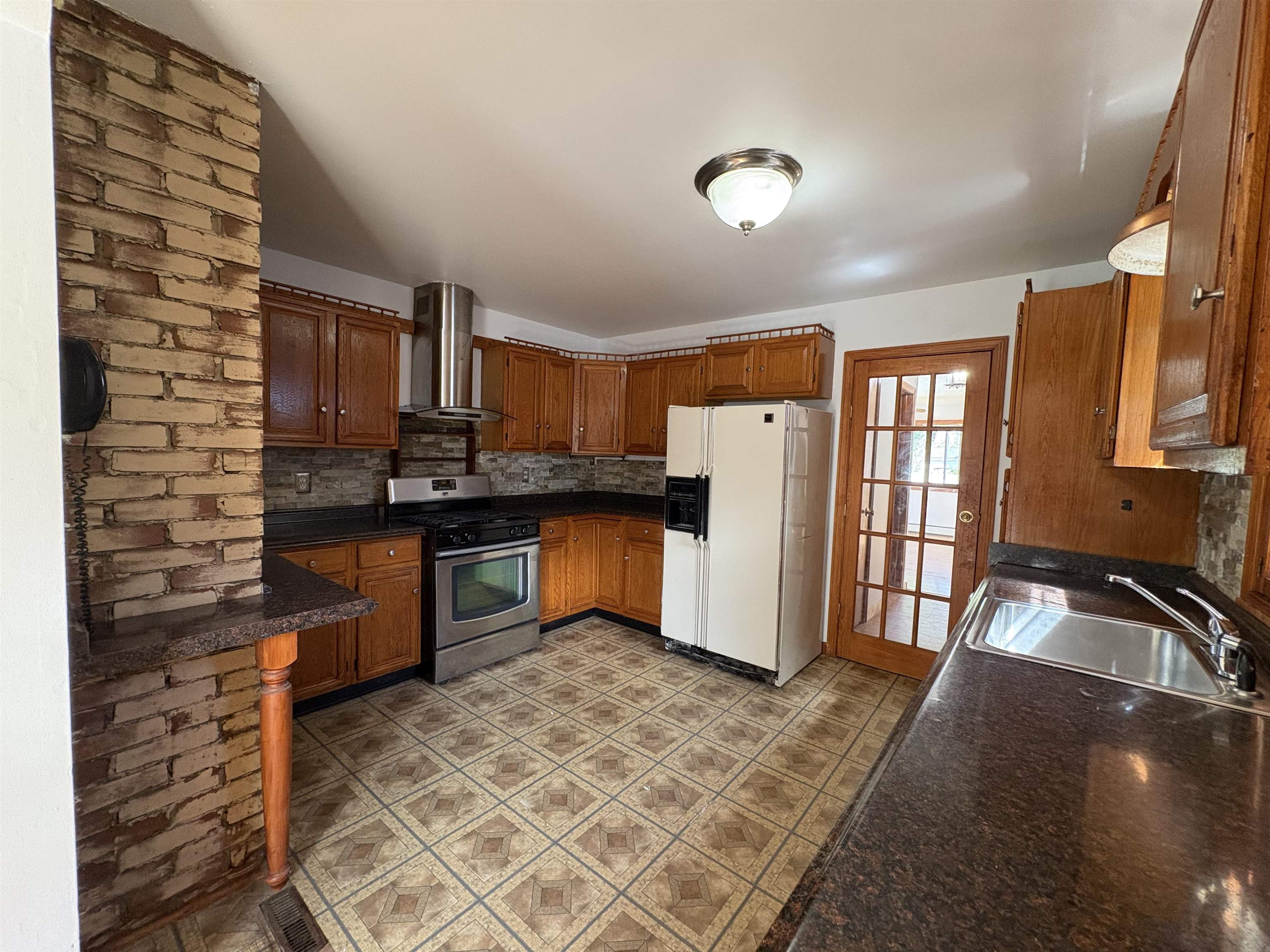 11 Mohawk Avenue Property Photo 17