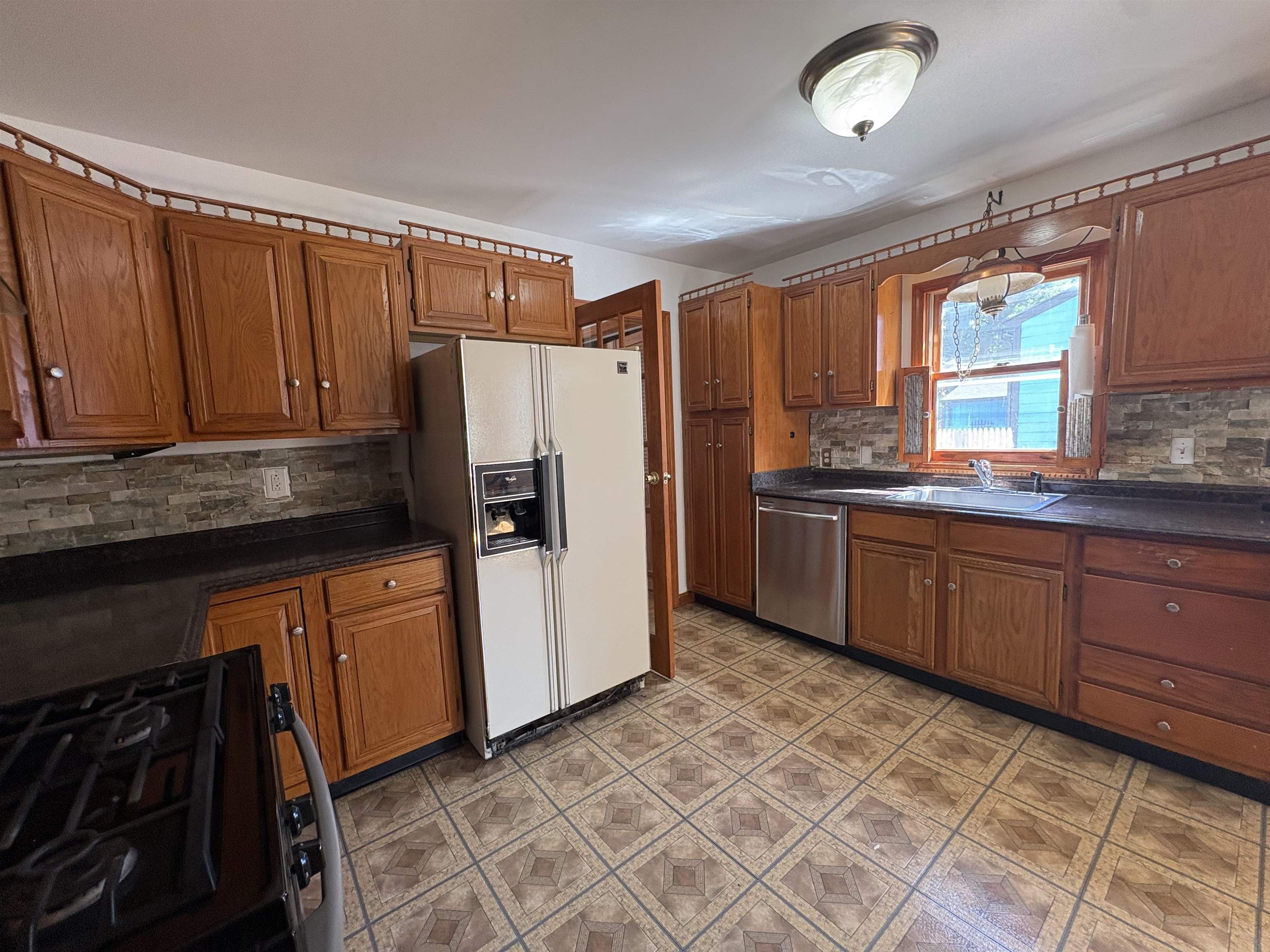11 Mohawk Avenue Property Photo 19