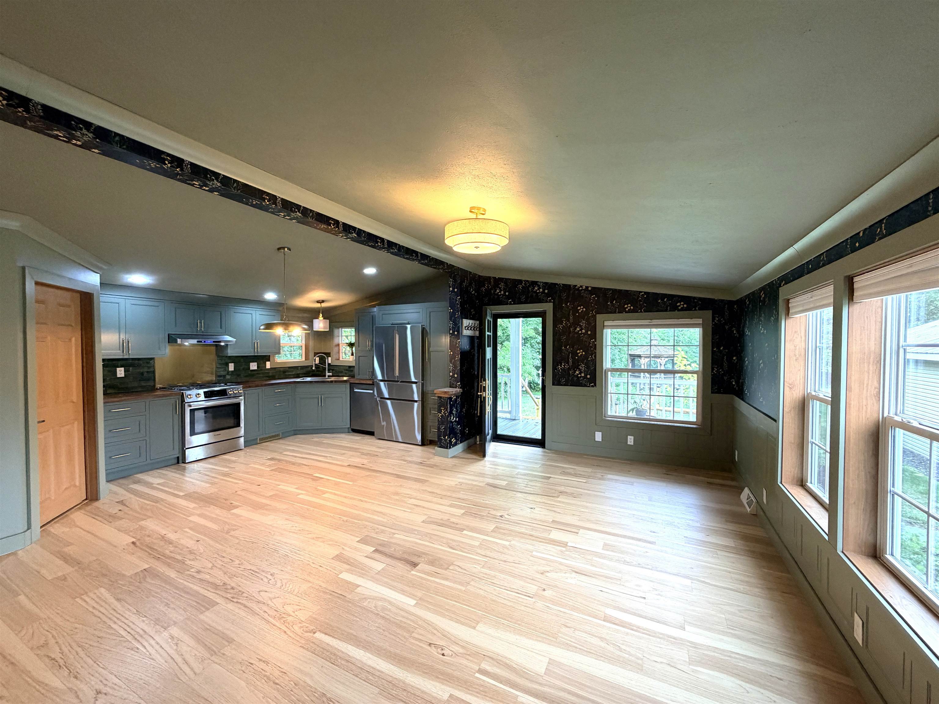 11 Arnold Drive Property Photo 10