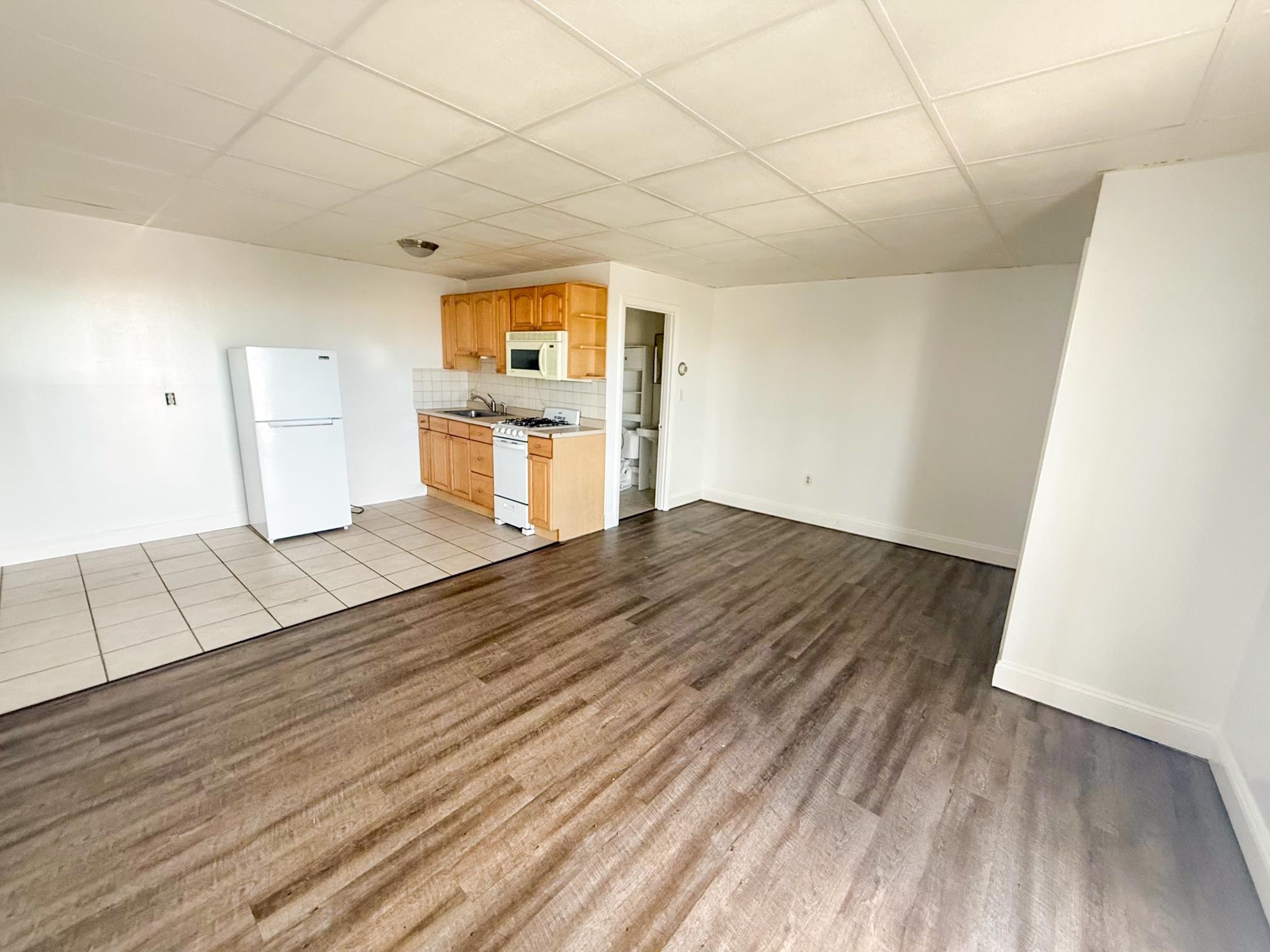 933 Ocean Boulevard Property Photo 3