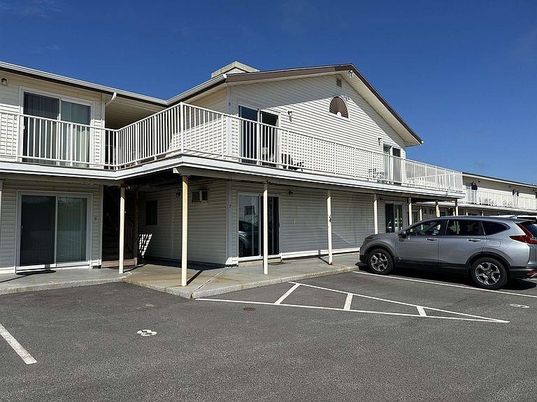 933 Ocean Boulevard Property Photo 7