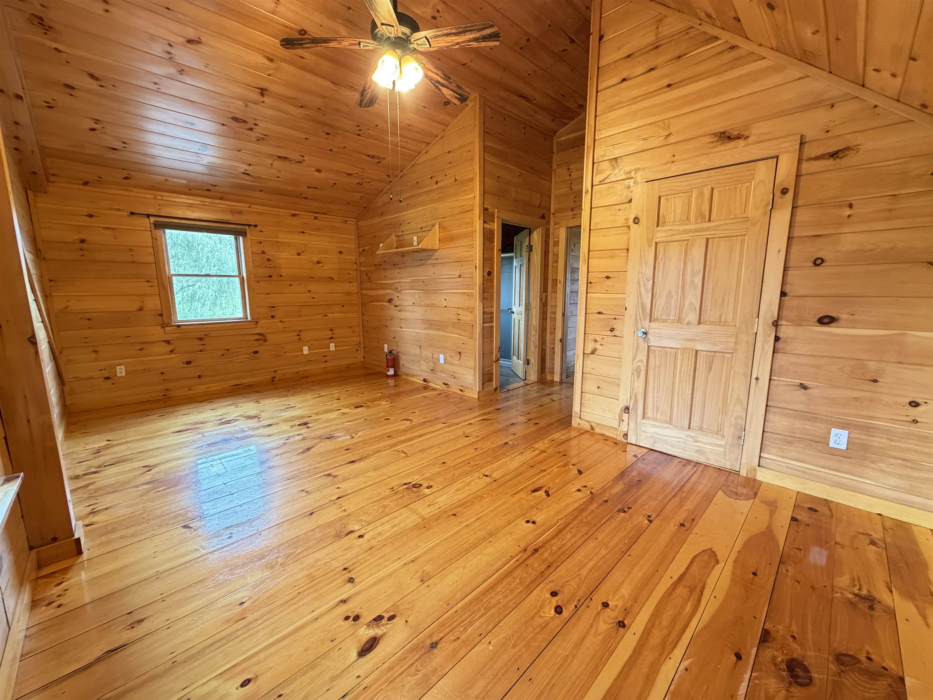 1298 Stage Road Property Photo 14