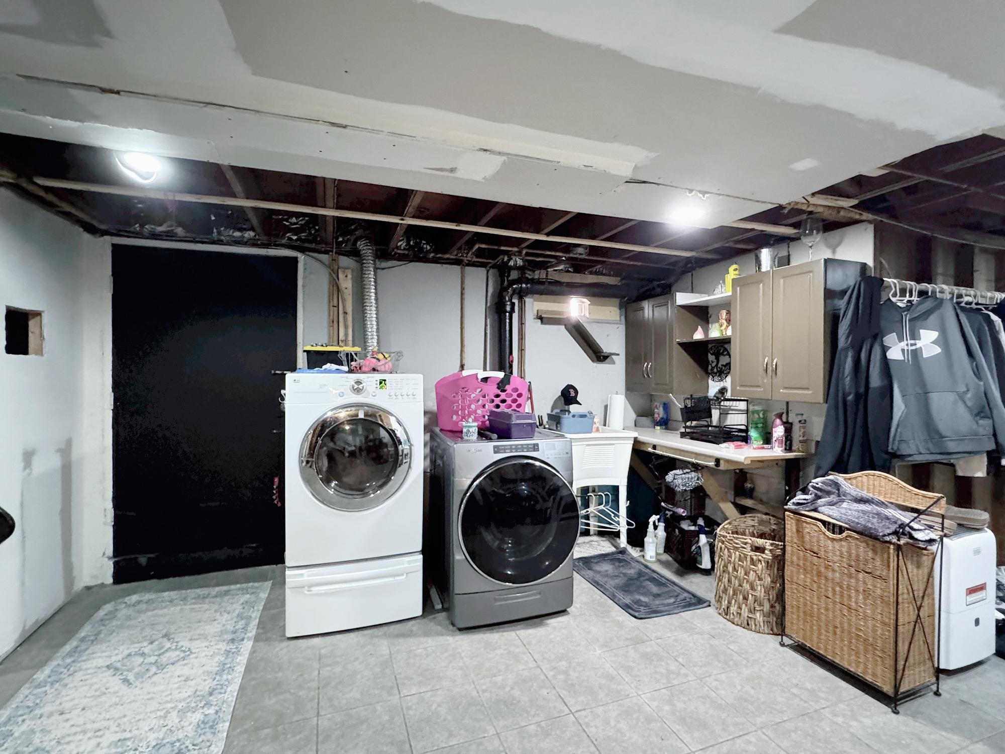 247 S Jewett Street Property Photo 44