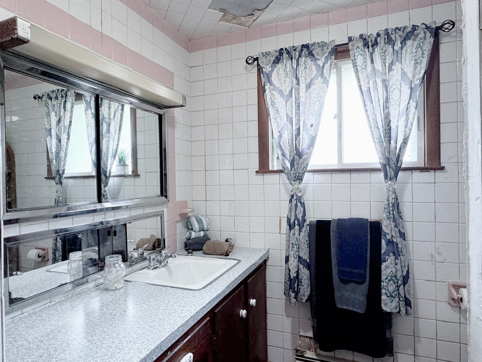 247 S Jewett Street Property Photo 50