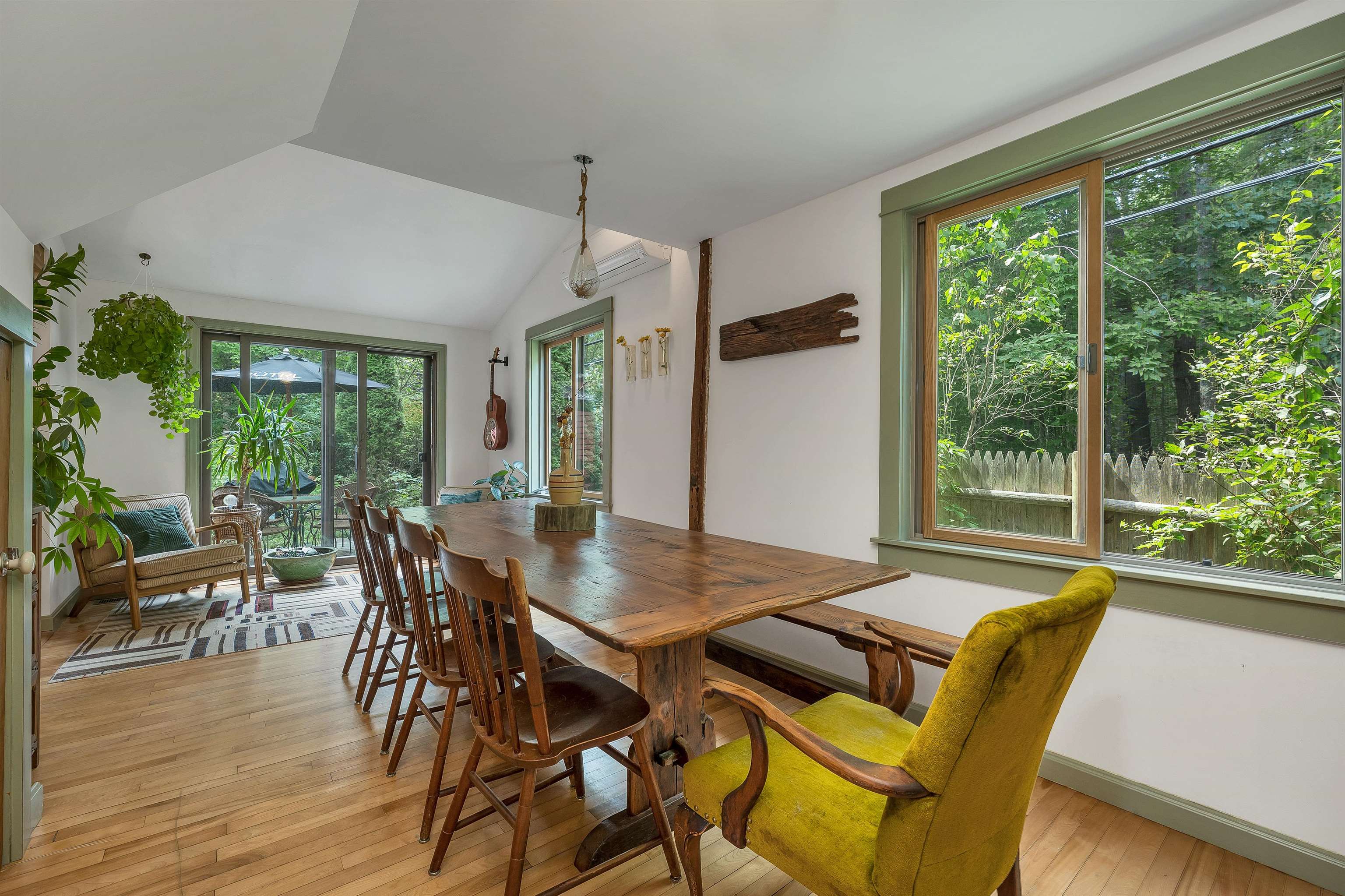 170 Packers Falls Road Property Photo 14
