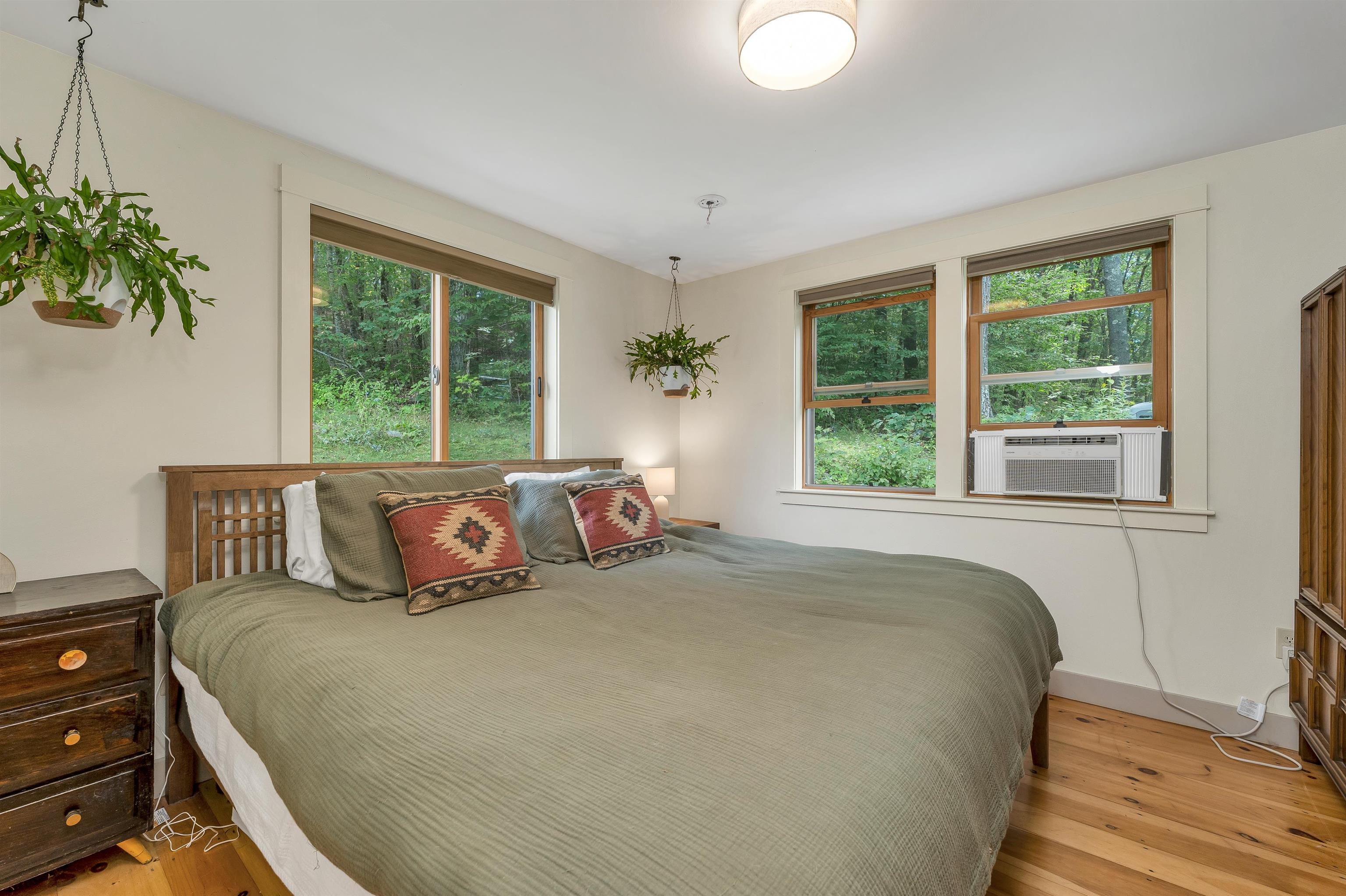 170 Packers Falls Road Property Photo 24