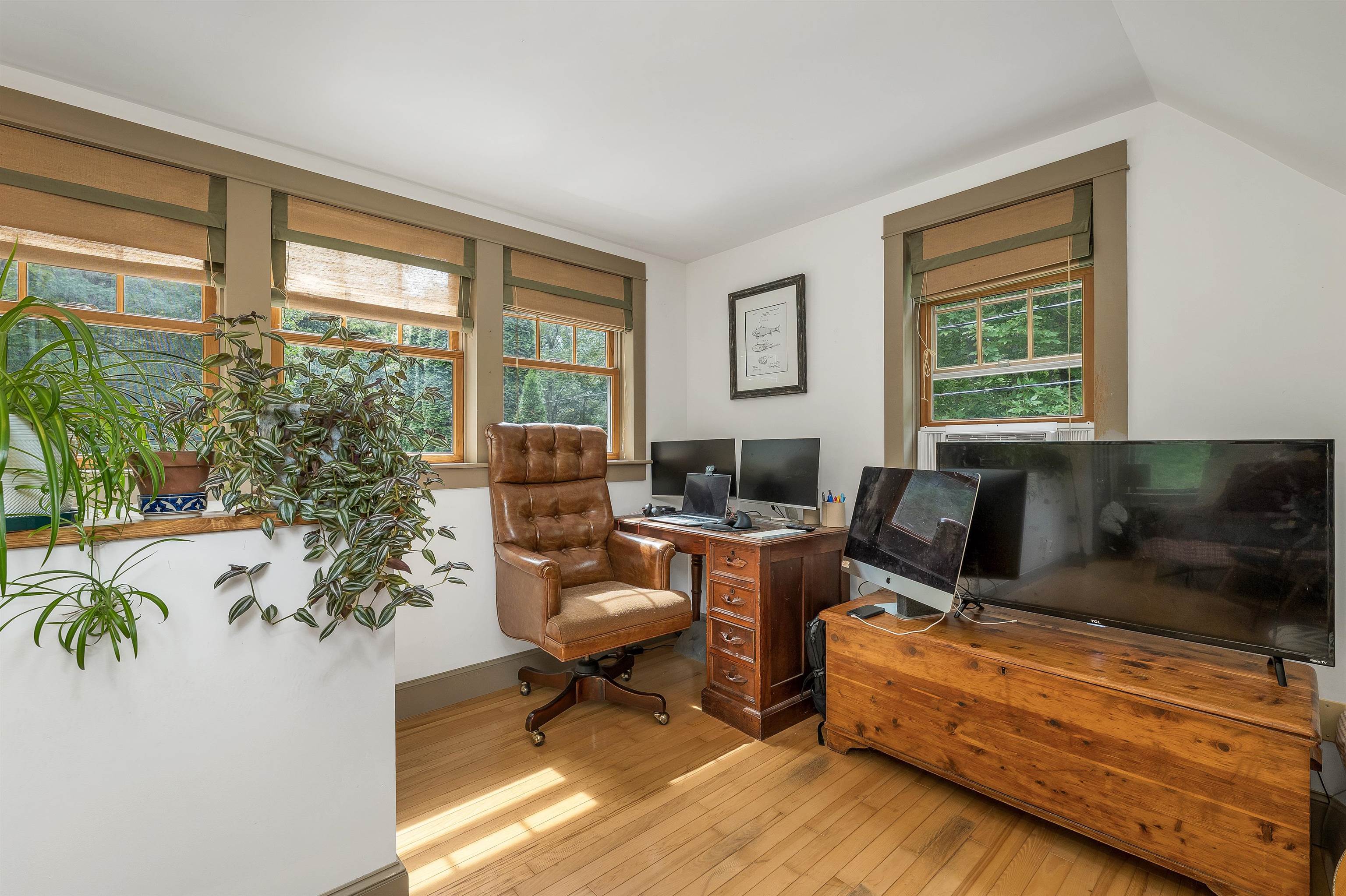 170 Packers Falls Road Property Photo 34