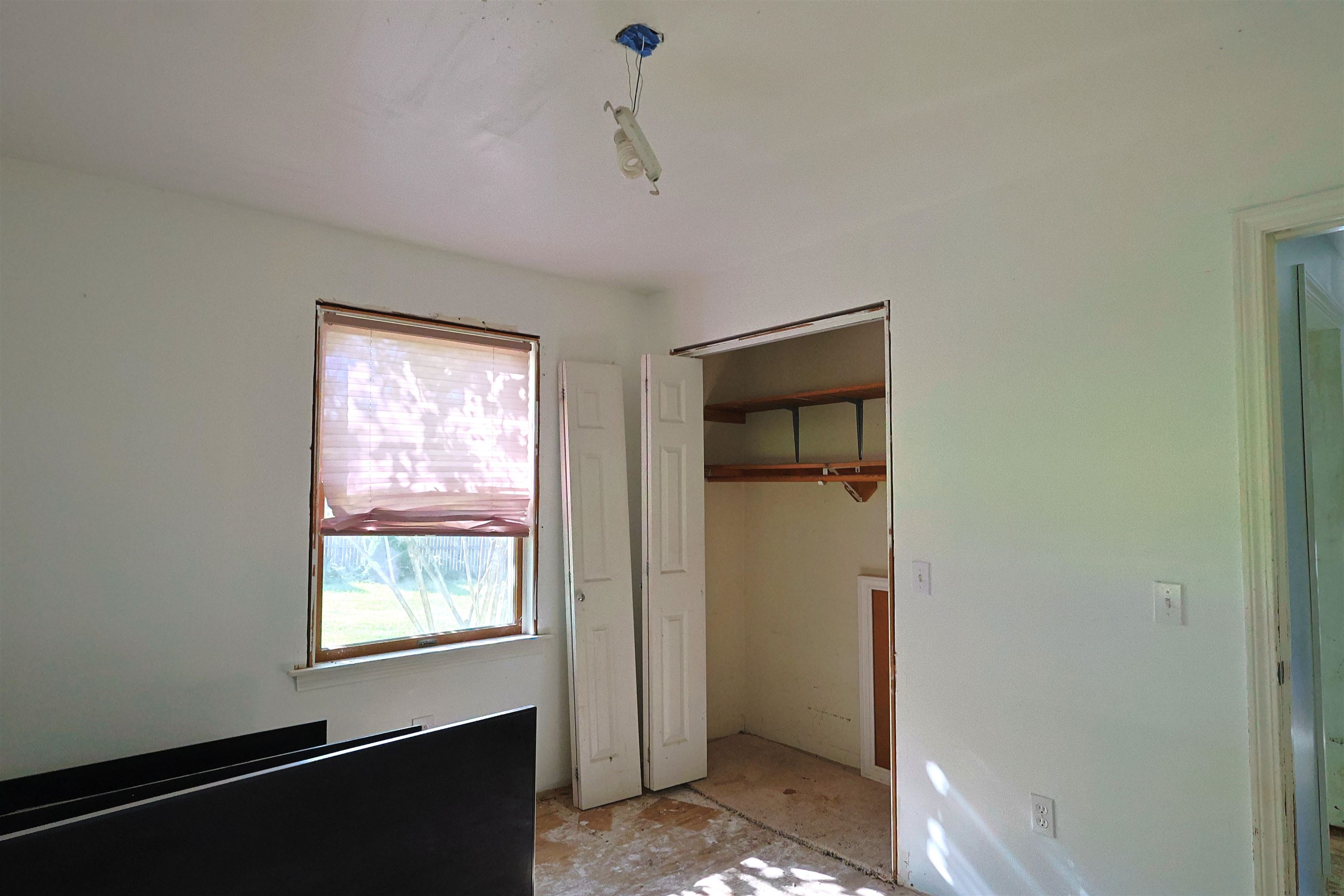 86 Brownsville Road Property Photo 15
